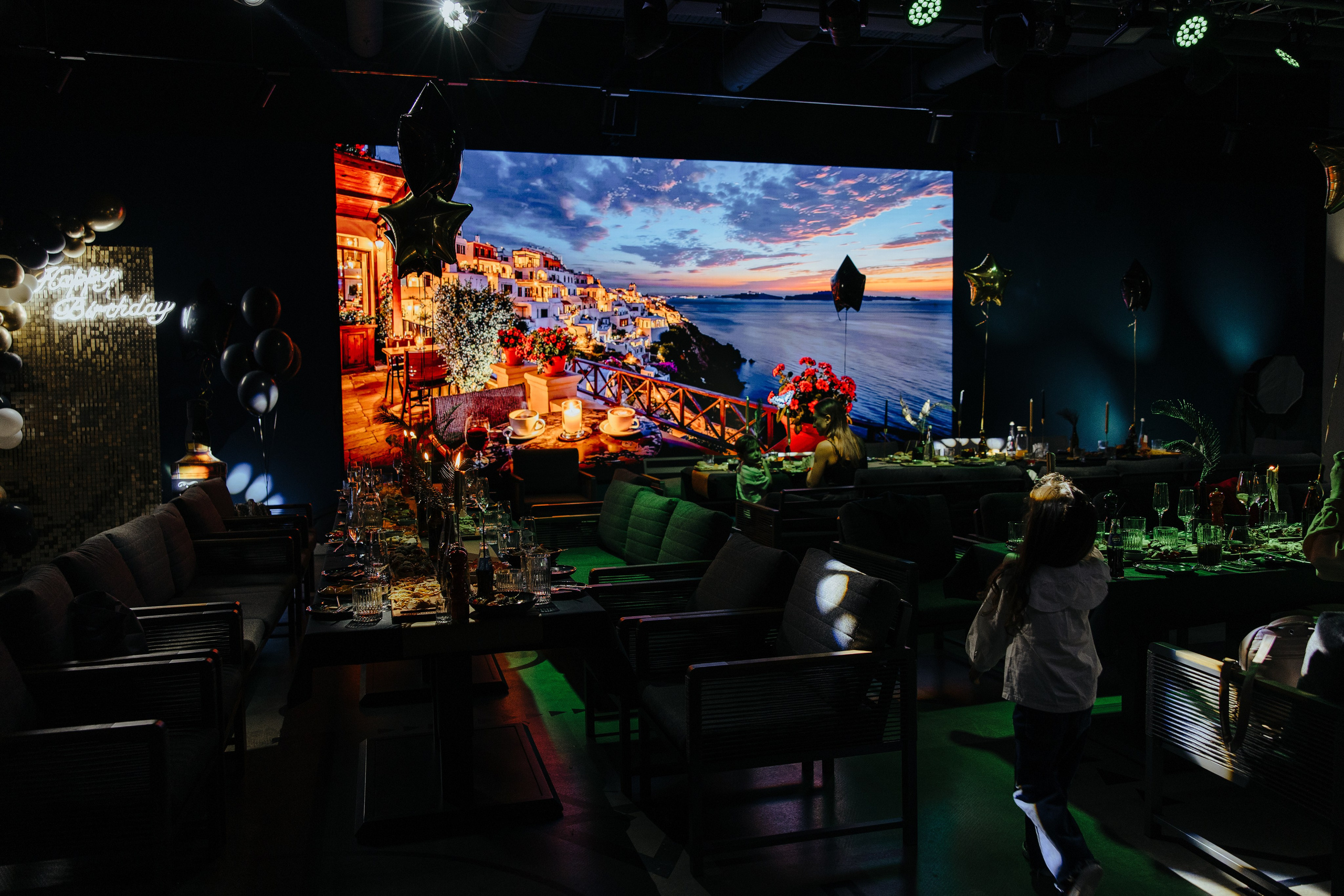 Oleg 40 ani. Fotograf de nuntă și evenimente private!