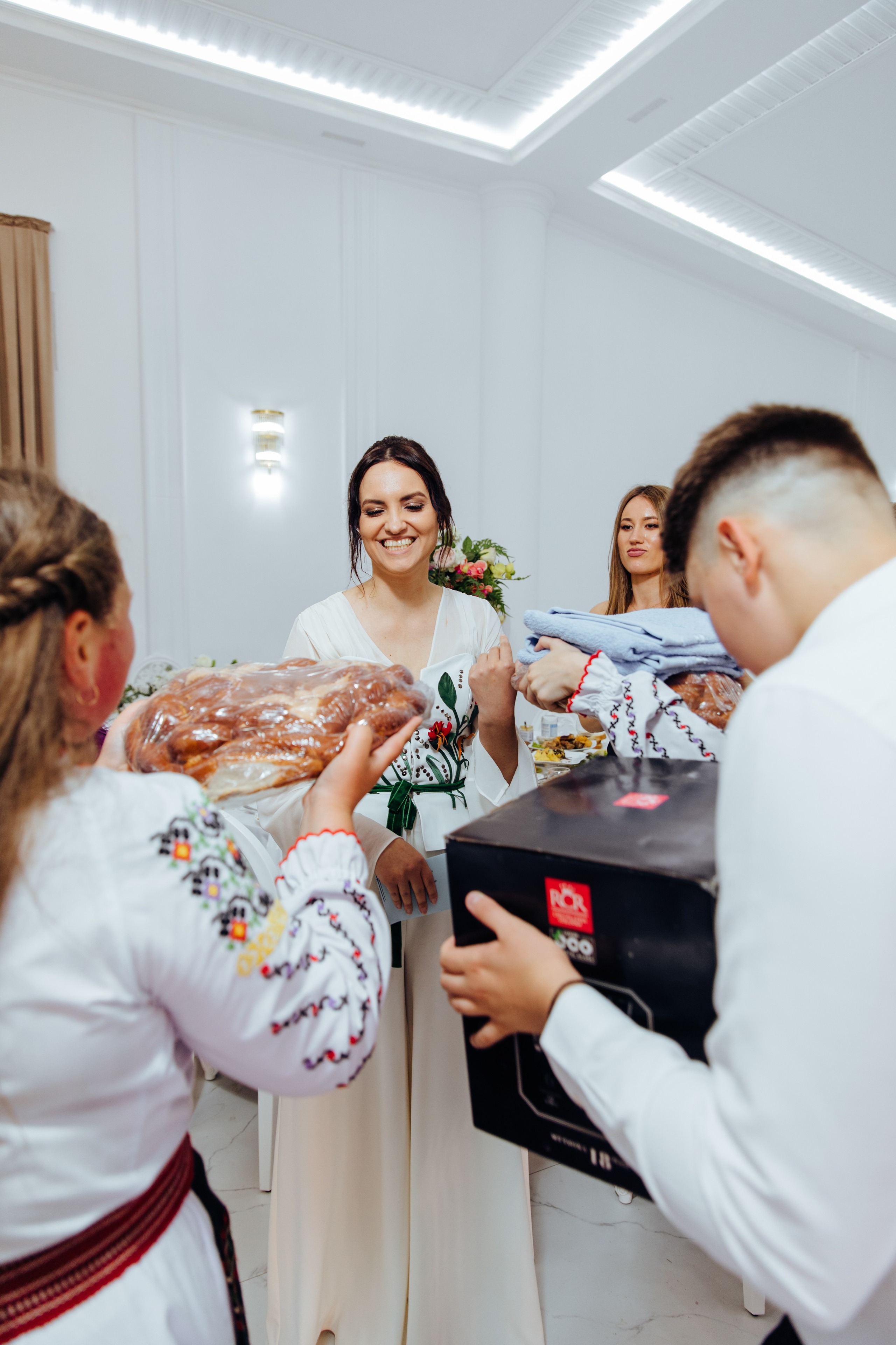 Ionel-Alessandro. Fotograf de nuntă și evenimente private!