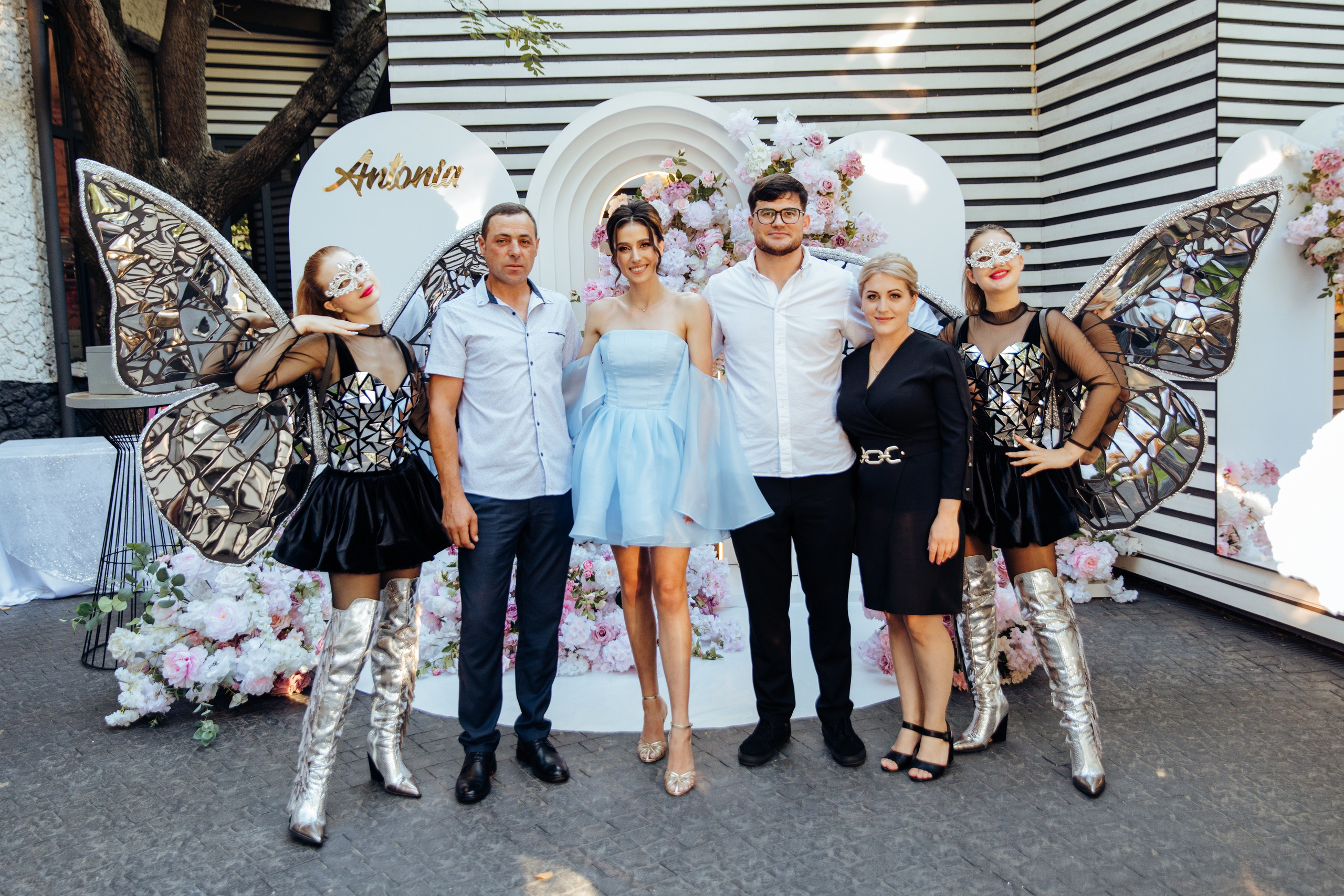 Antonia. Fotograf de nuntă și evenimente private!