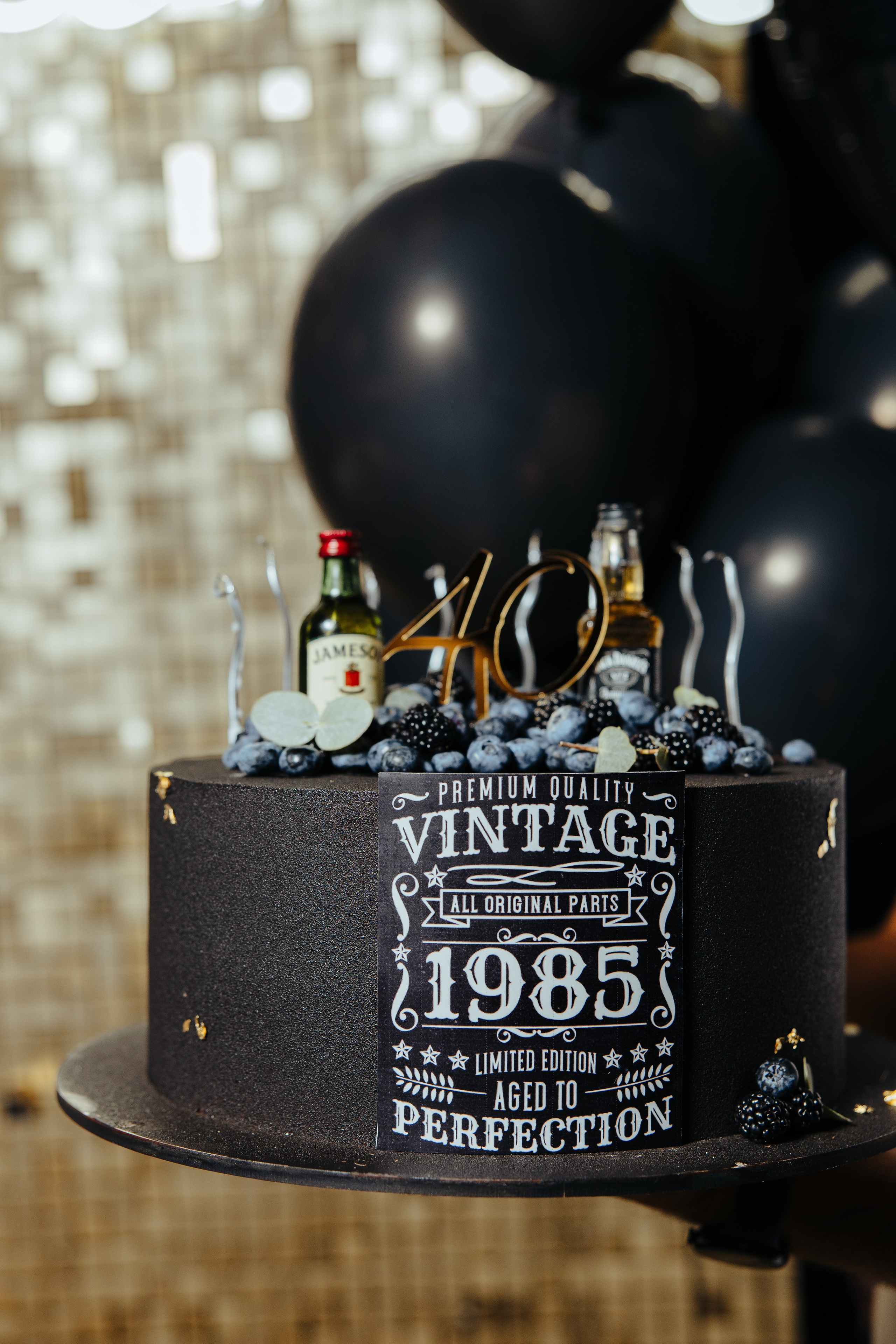 Oleg 40 ani. Fotograf de nuntă și evenimente private!