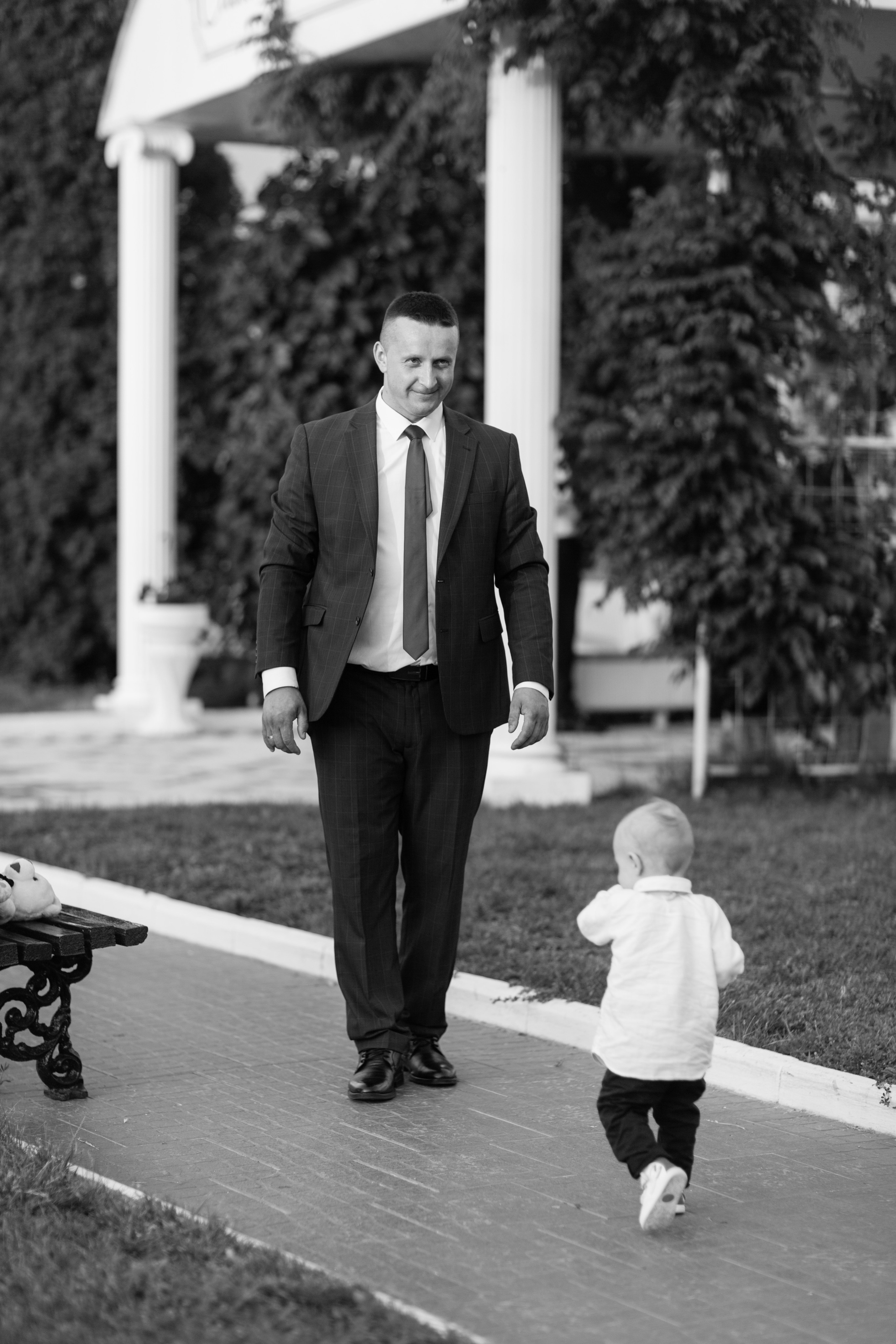 Ionel-Alessandro. Fotograf de nuntă și evenimente private!