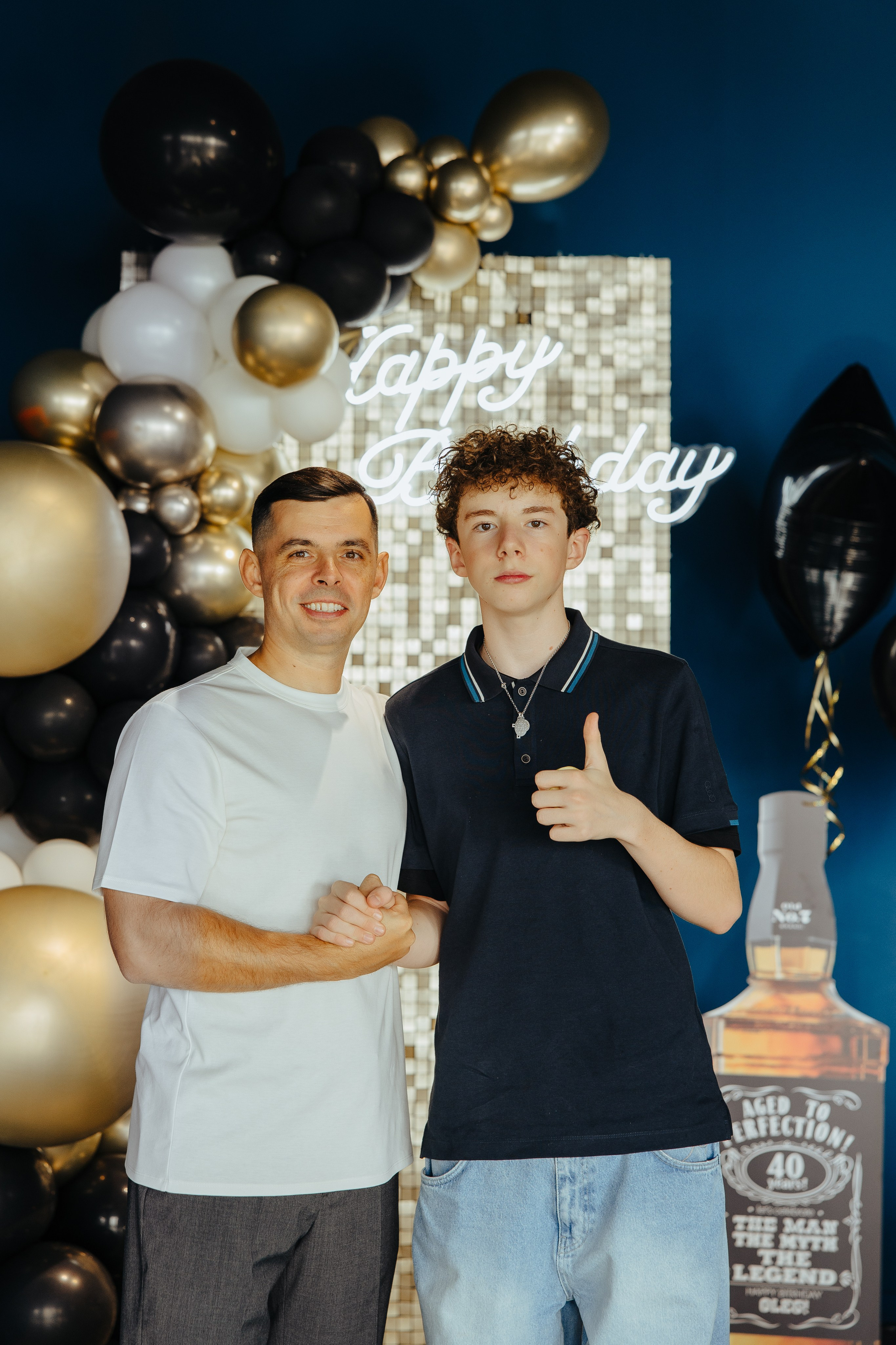 Oleg 40 ani. Fotograf de nuntă și evenimente private!