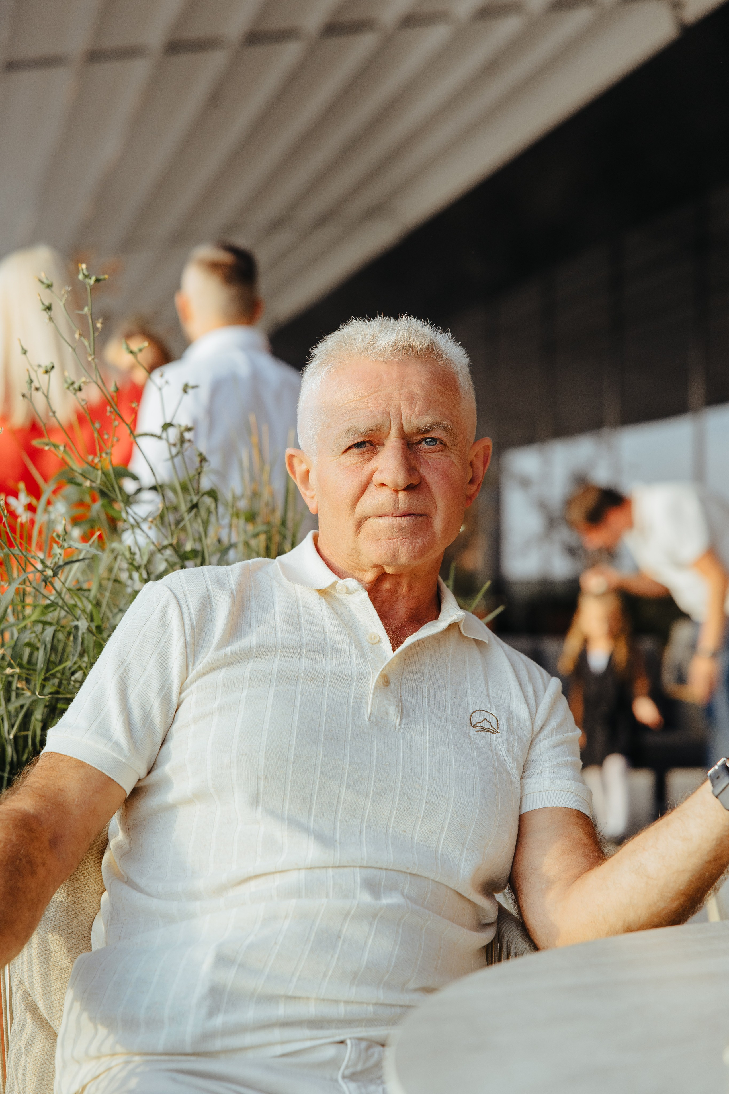 Oleg 40 ani. Fotograf de nuntă și evenimente private!