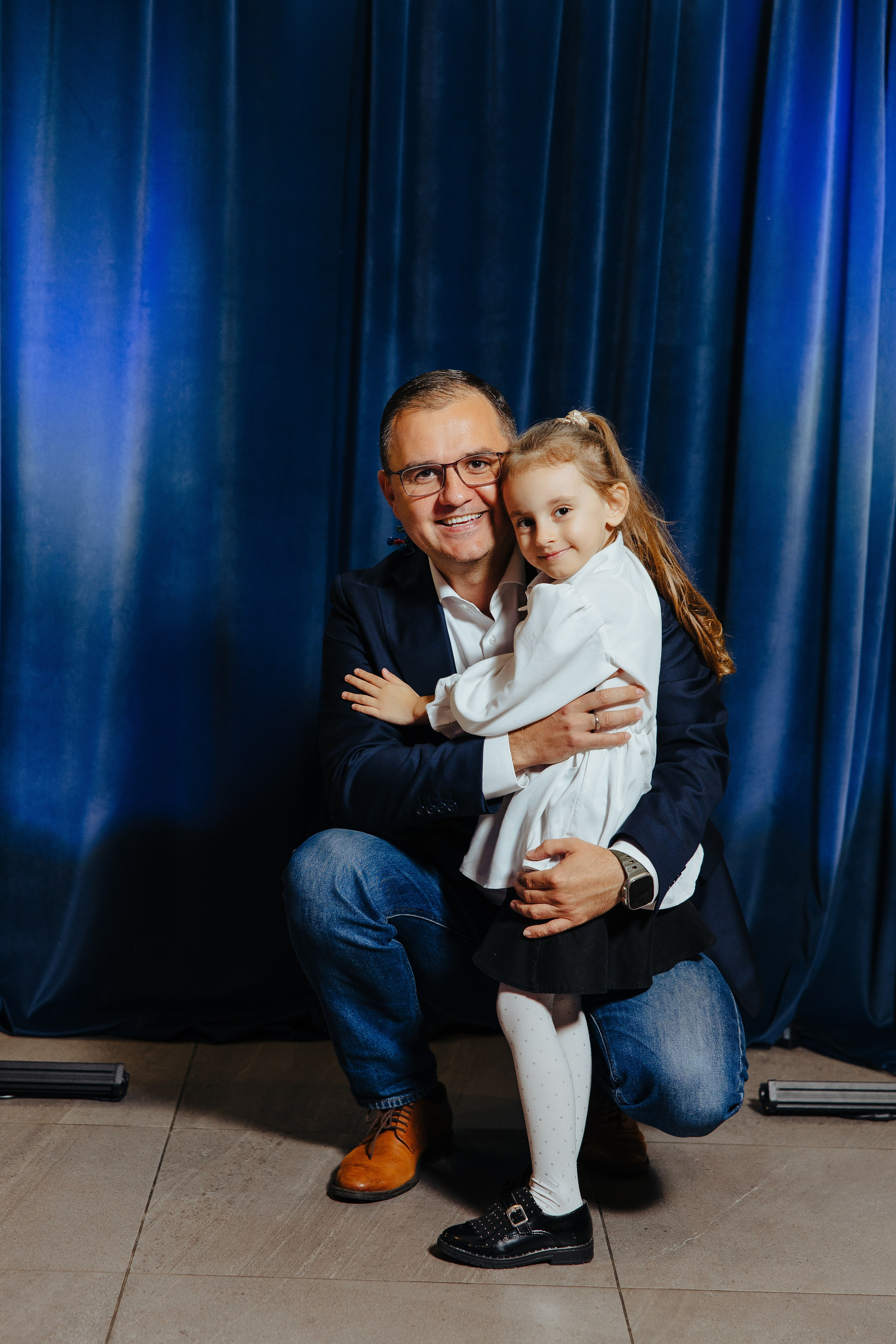 Mihai 40 ani. Fotograf de nuntă și evenimente private!