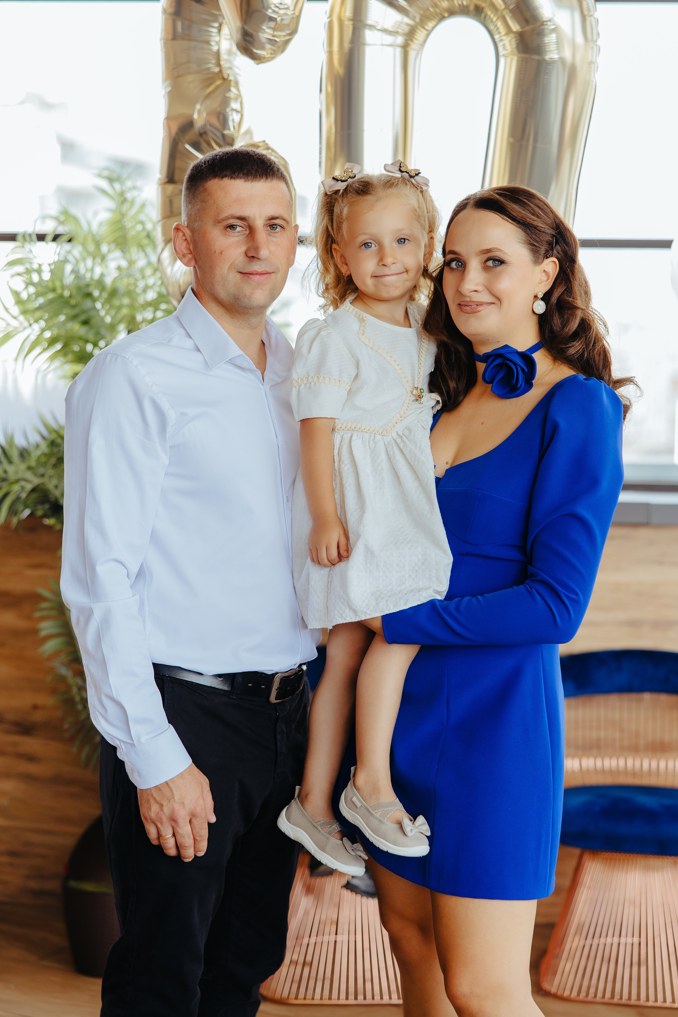 Nicoleta. Fotograf de nuntă și evenimente private!