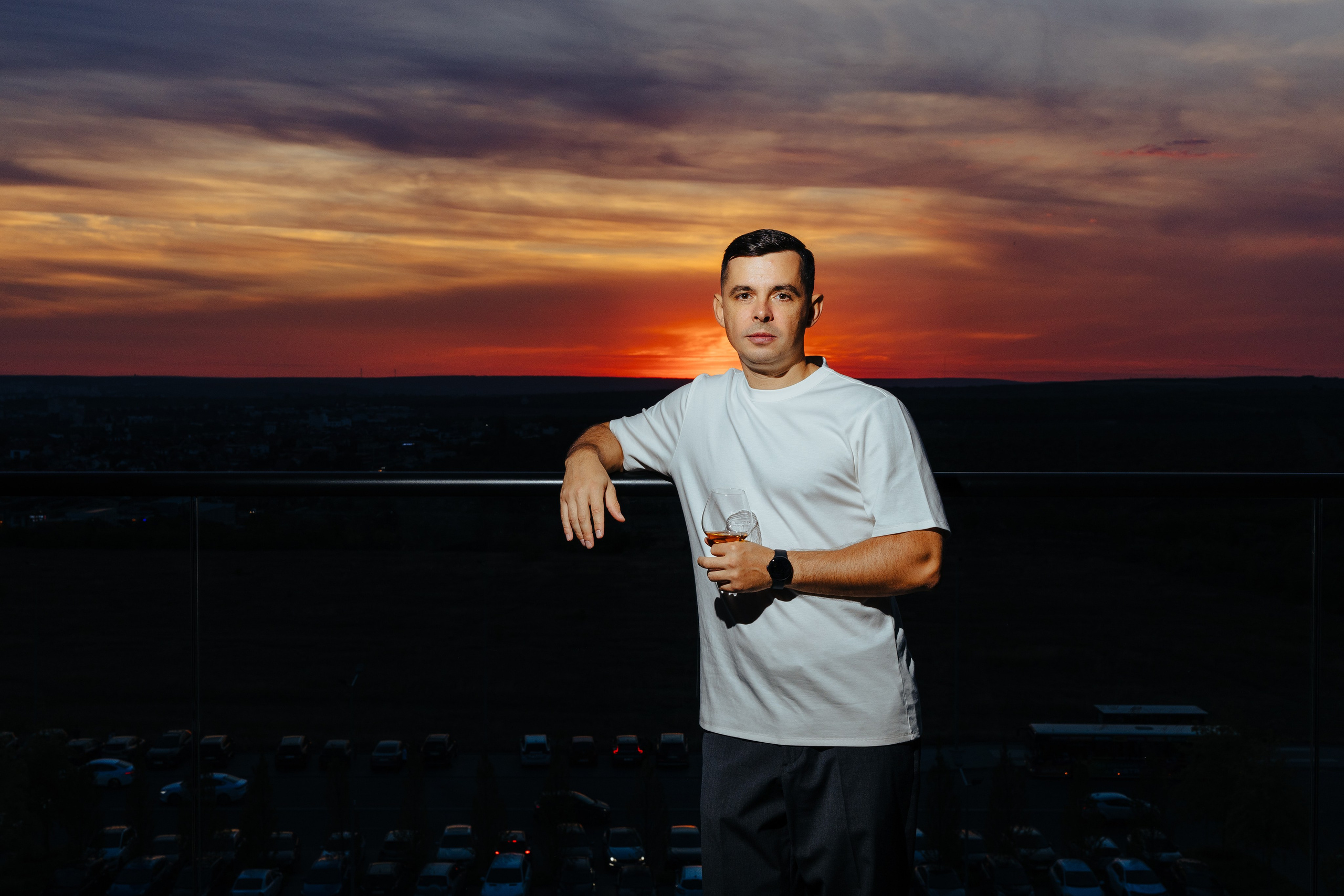 Oleg 40 ani. Fotograf de nuntă și evenimente private!