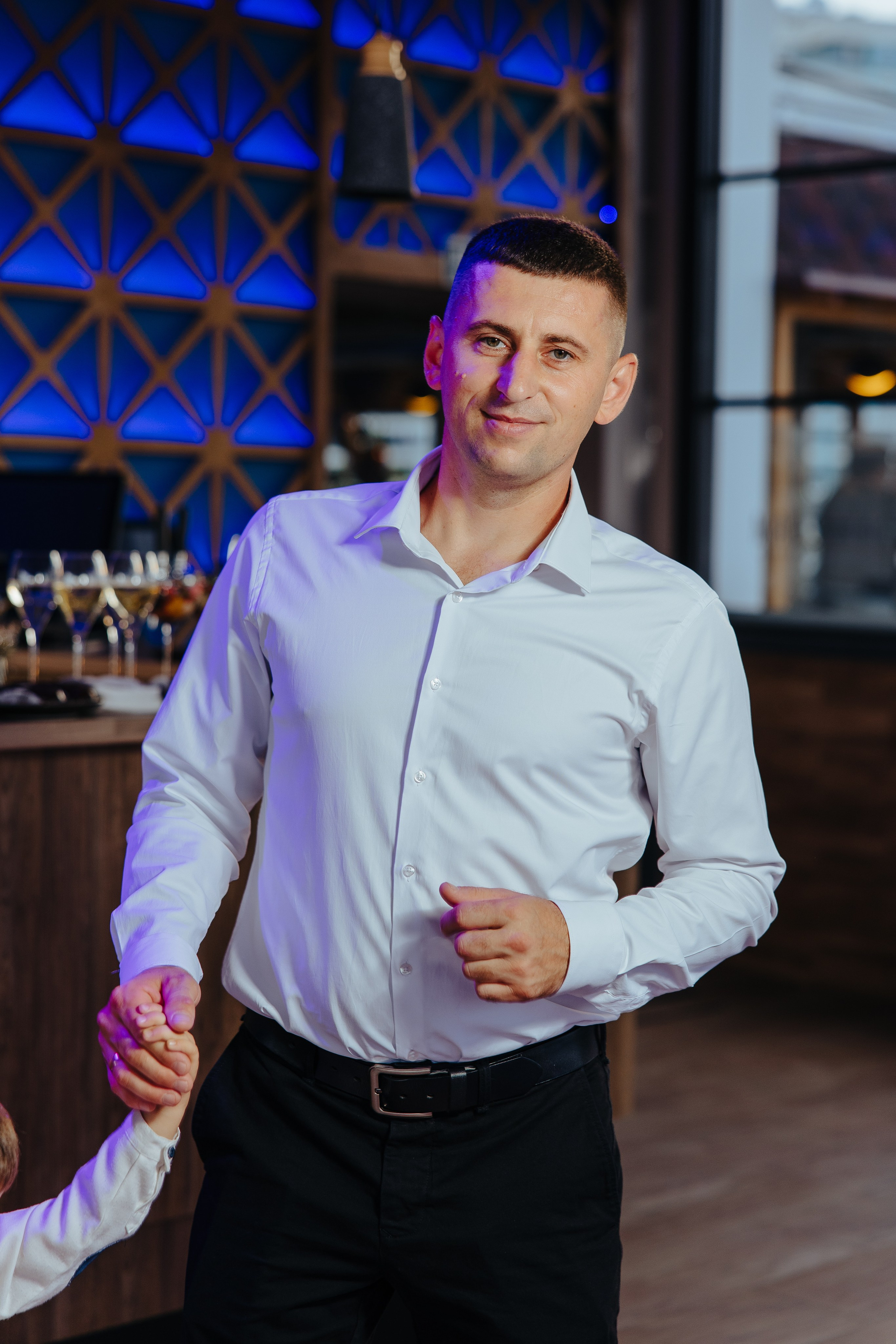 Nicoleta. Fotograf de nuntă și evenimente private!