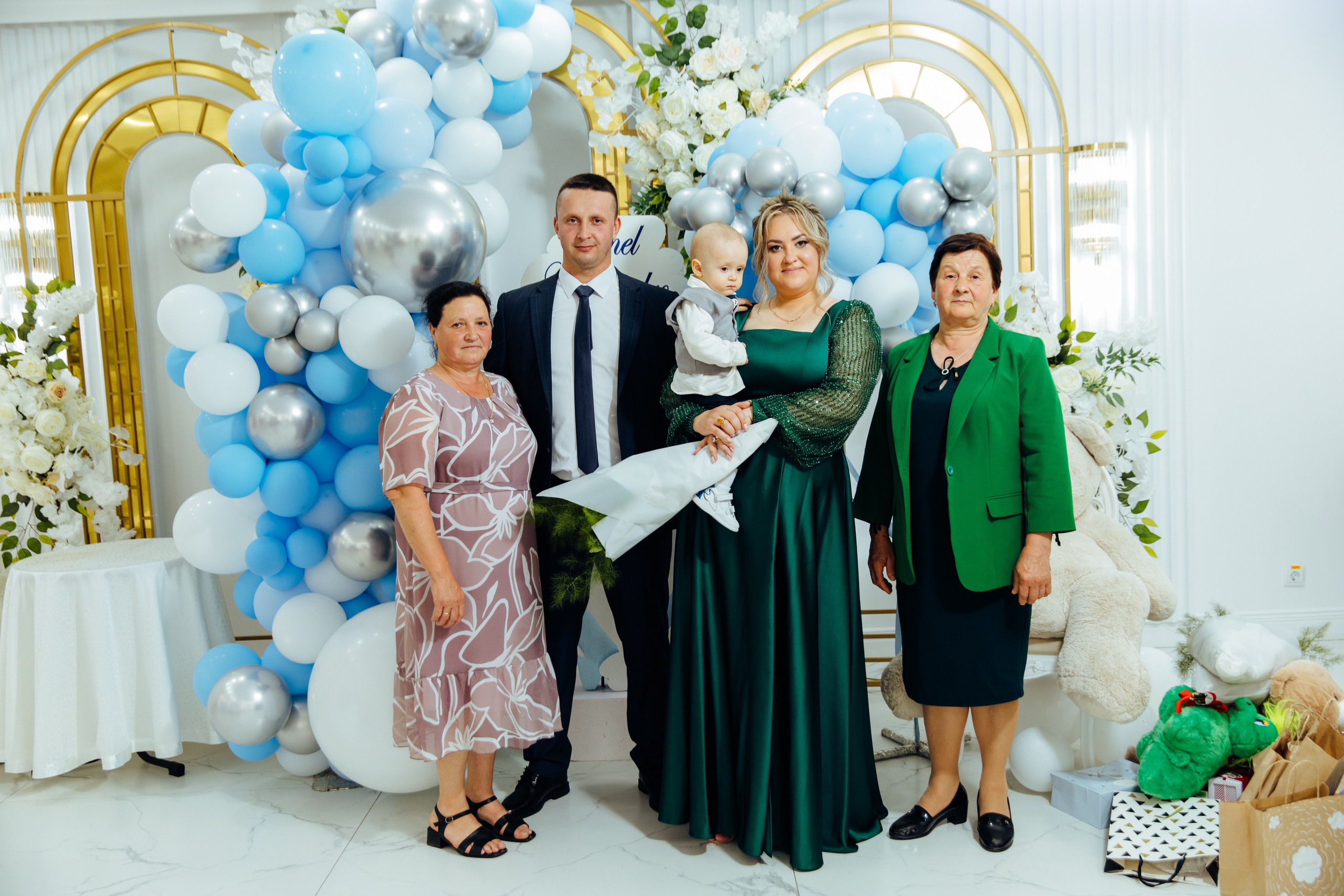 Ionel-Alessandro. Fotograf de nuntă și evenimente private!