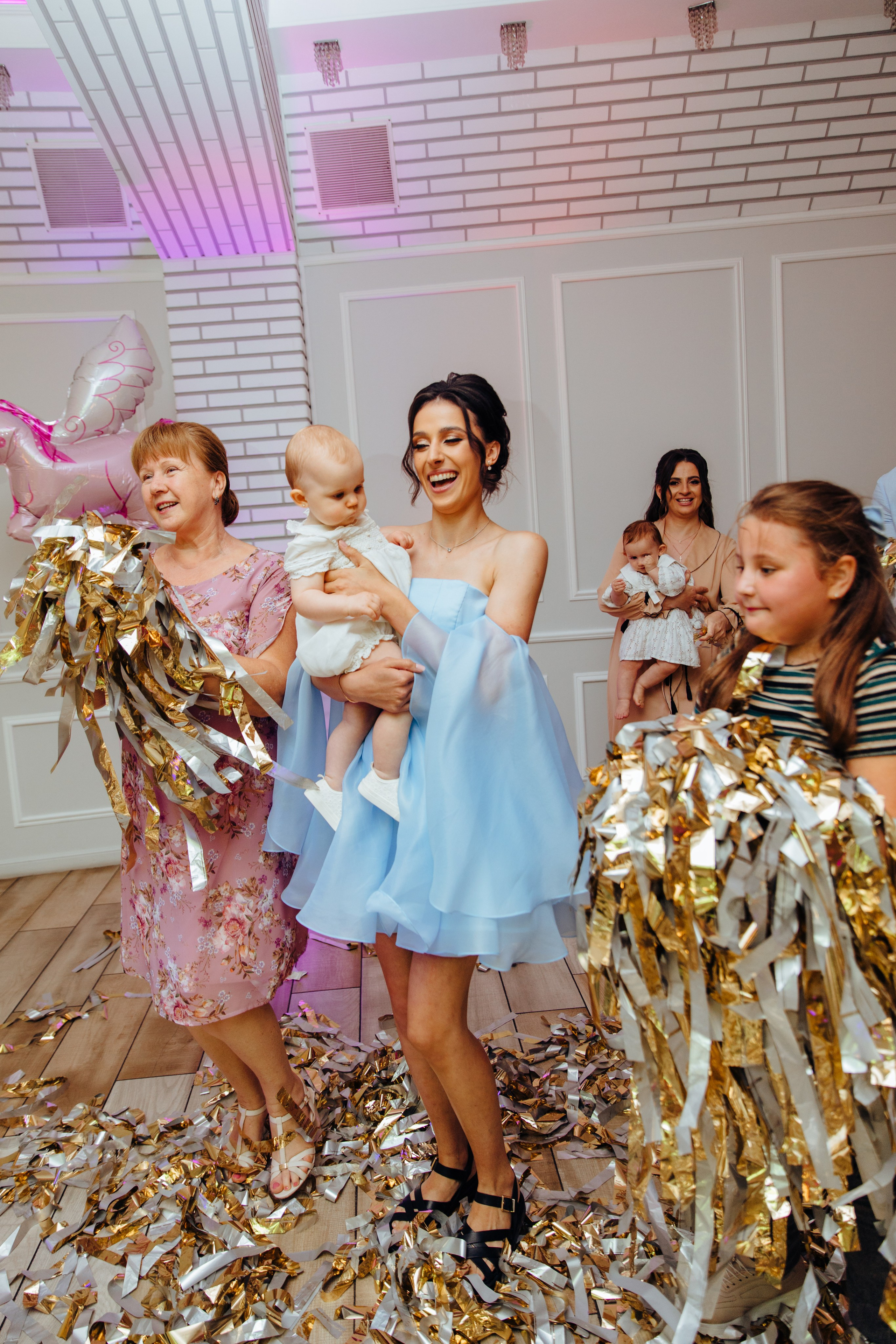 Antonia. Fotograf de nuntă și evenimente private!