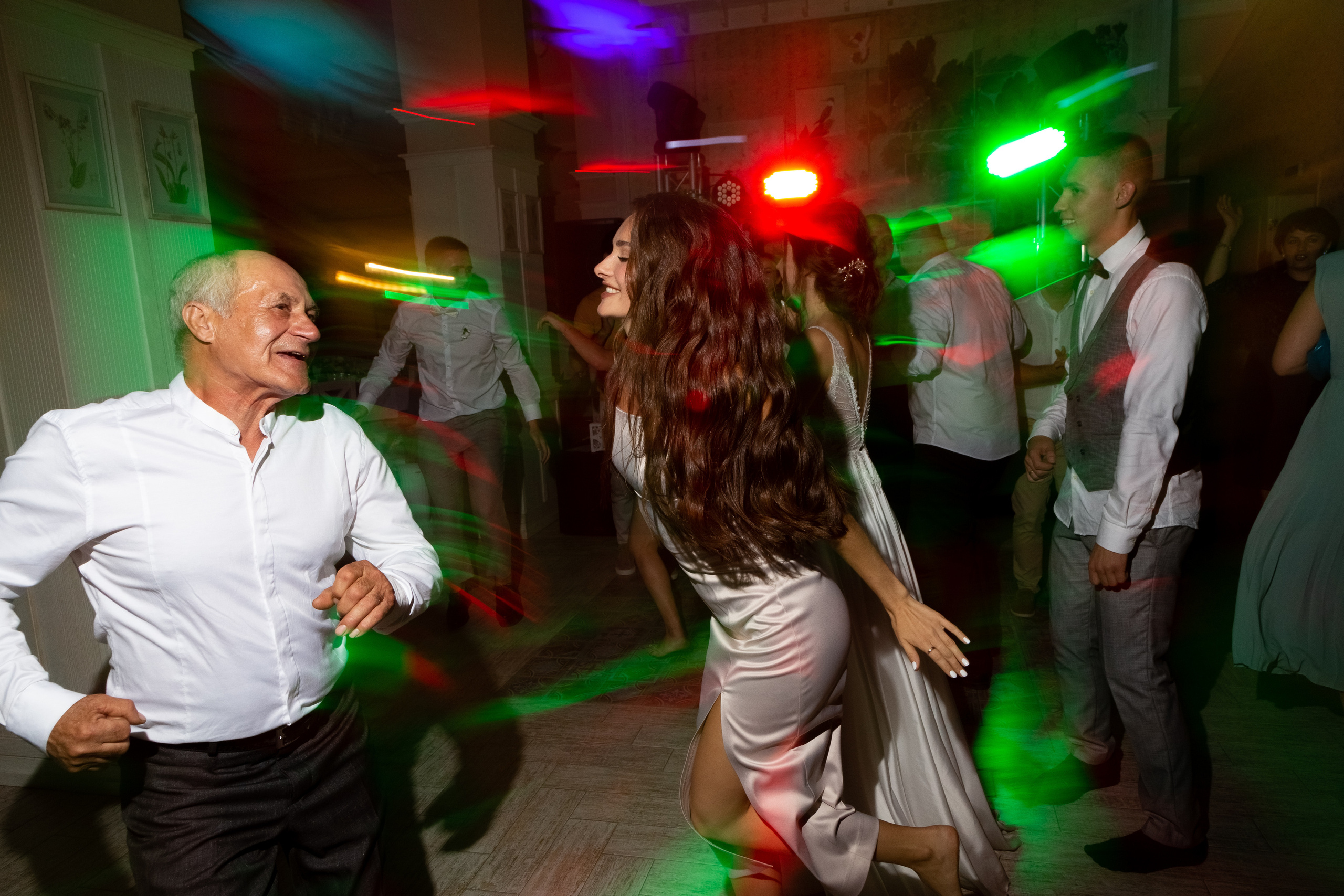 Dima & Julia. Hochzeitsfotograf in Nürnberg, Bamberg, Deutschland