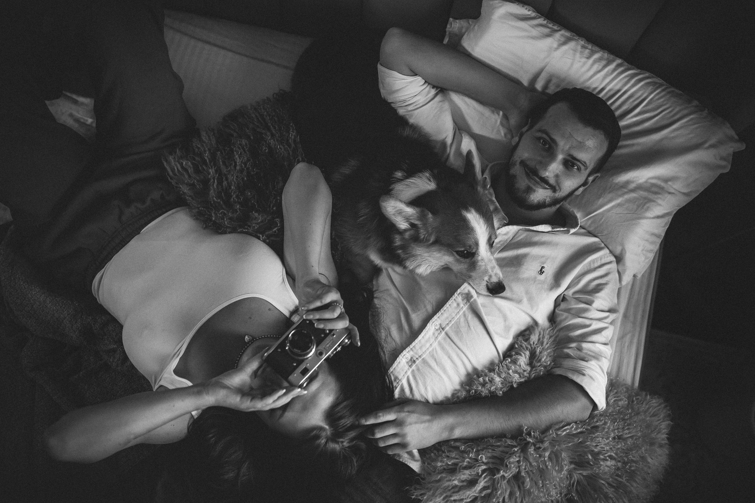 Фотосесія для двох вдома. Тарас Бовт. Фотограф Львів. Портрети та репортаж з подій