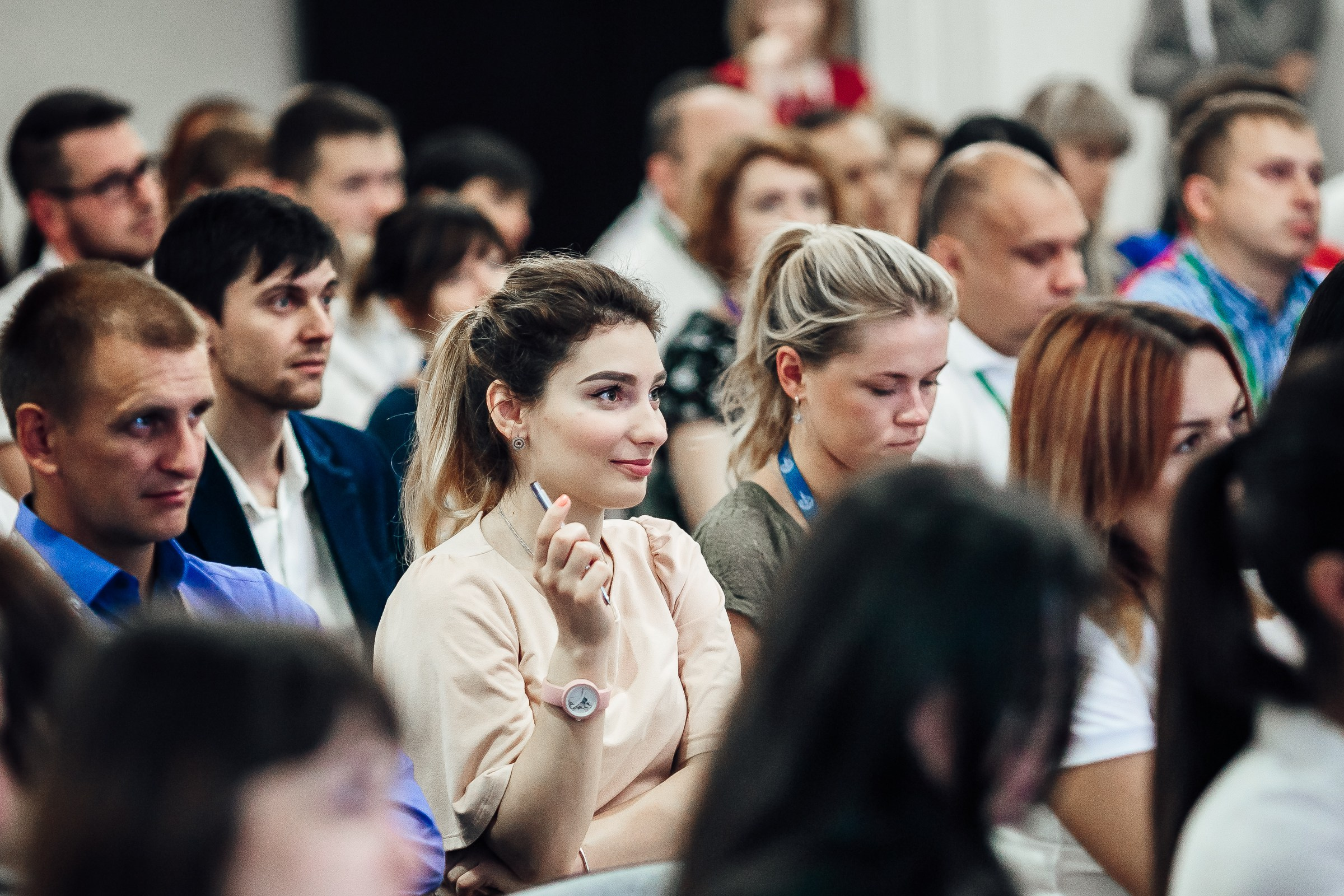 Фоторепортаж конференції. Тарас Бовт. Фотограф Львів. Портрети та репортаж з подій