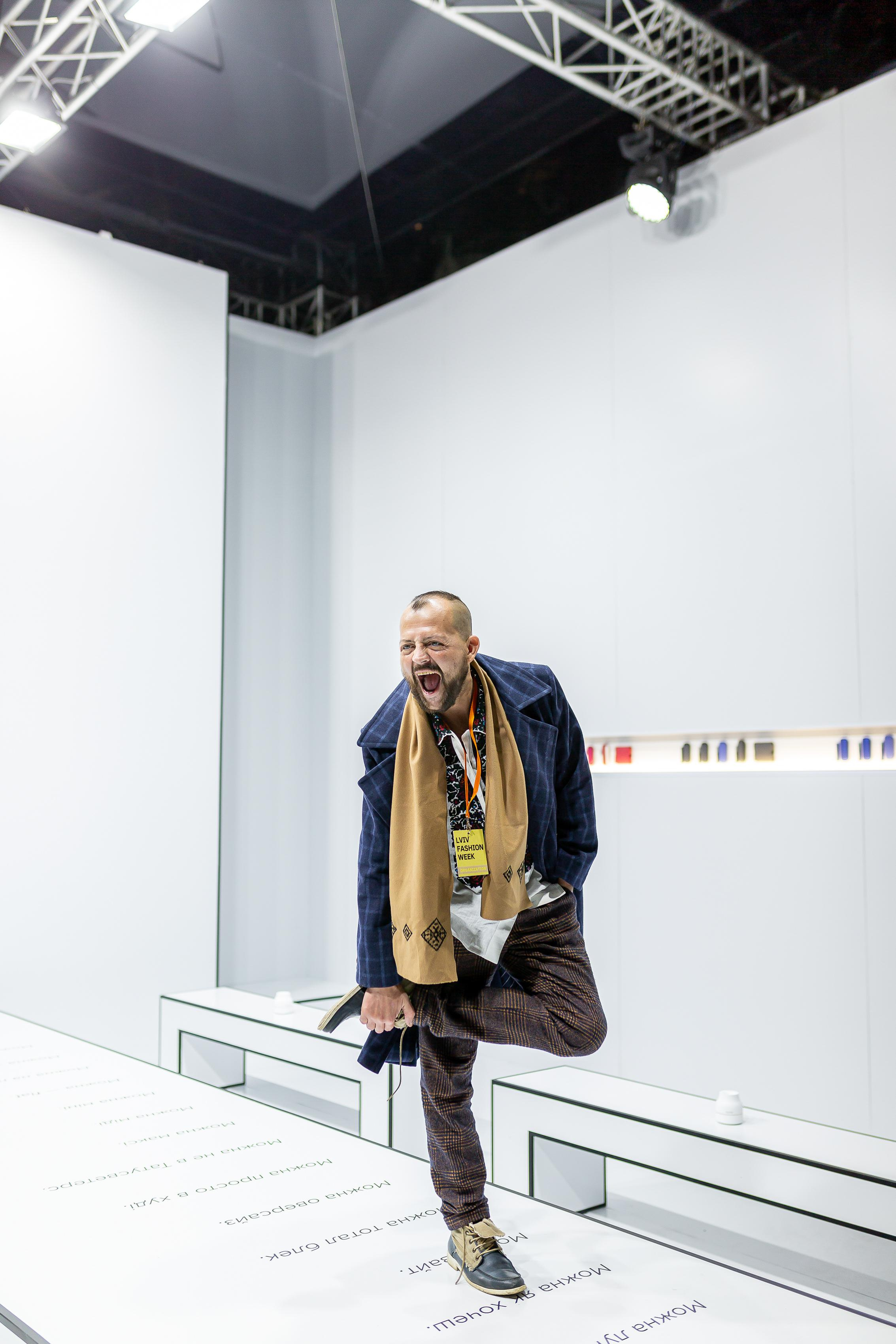 IQOS in Lviv Fashion Week 2020. Тарас Бовт. Фотограф Львів. Портрети та репортаж з подій