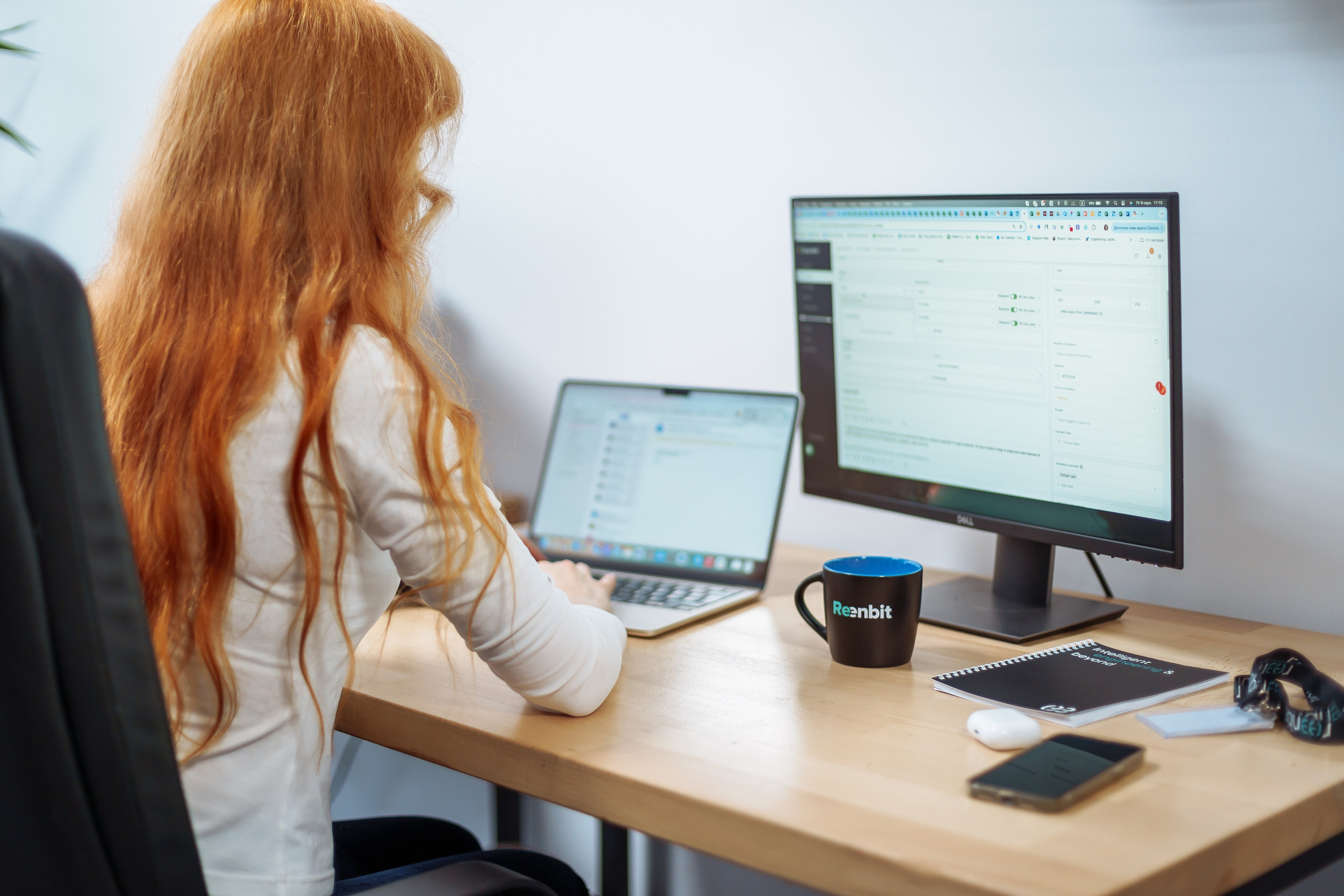 Фотосесія для іт-компанії, фотосесія команди, фото в офісі компанії. Тарас Бовт. Фотограф Львів. Портрети та репортаж з подій