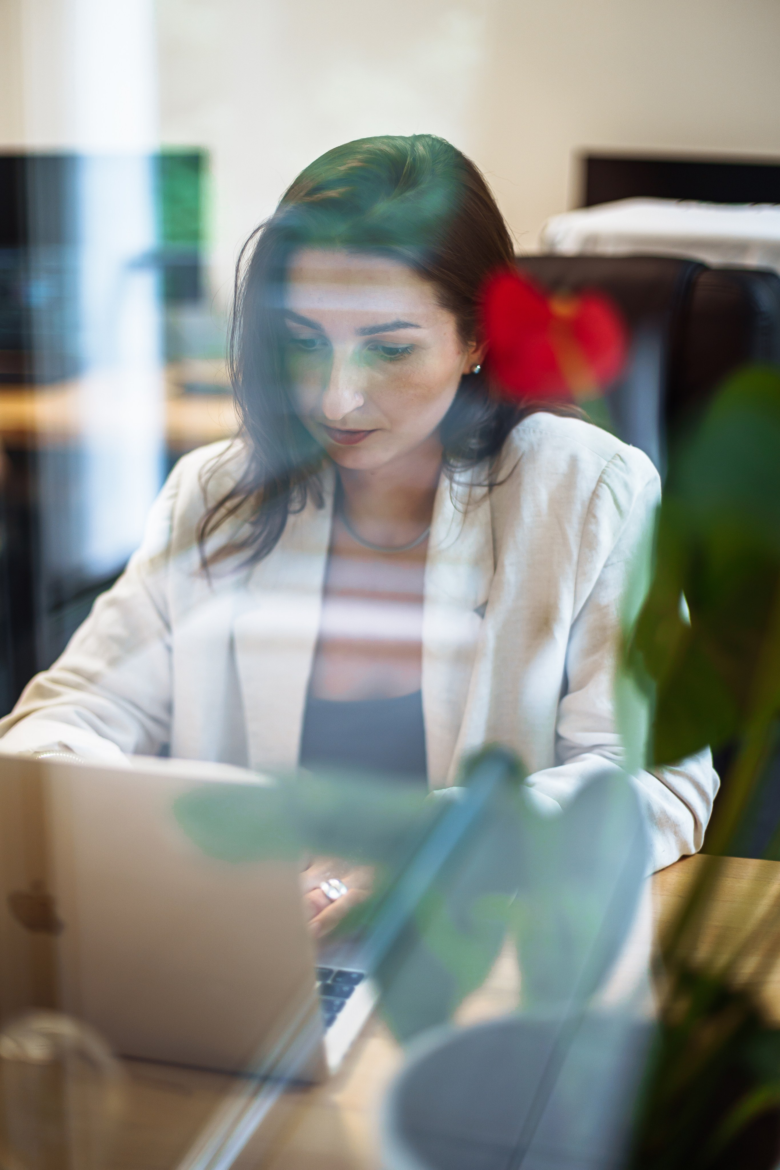 Фотосесія для іт-компанії, фотосесія команди, фото в офісі компанії. Тарас Бовт. Фотограф Львів. Портрети та репортаж з подій