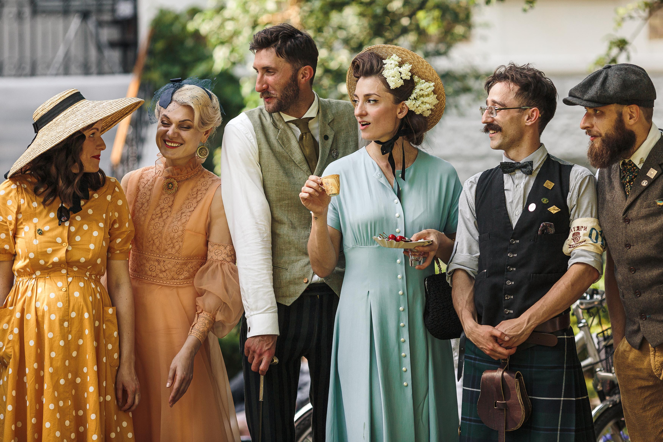 Батяри на роверах. Family Edition. Тарас Бовт. Фотограф Львів. Портрети та репортаж з подій