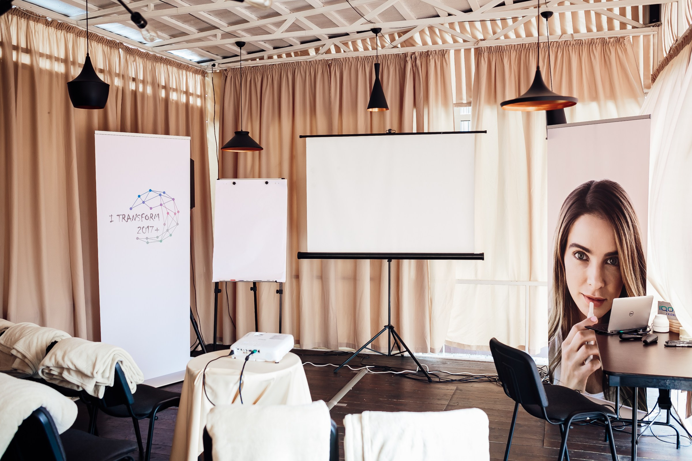 Фоторепортаж конференції. Тарас Бовт. Фотограф Львів. Портрети та репортаж з подій