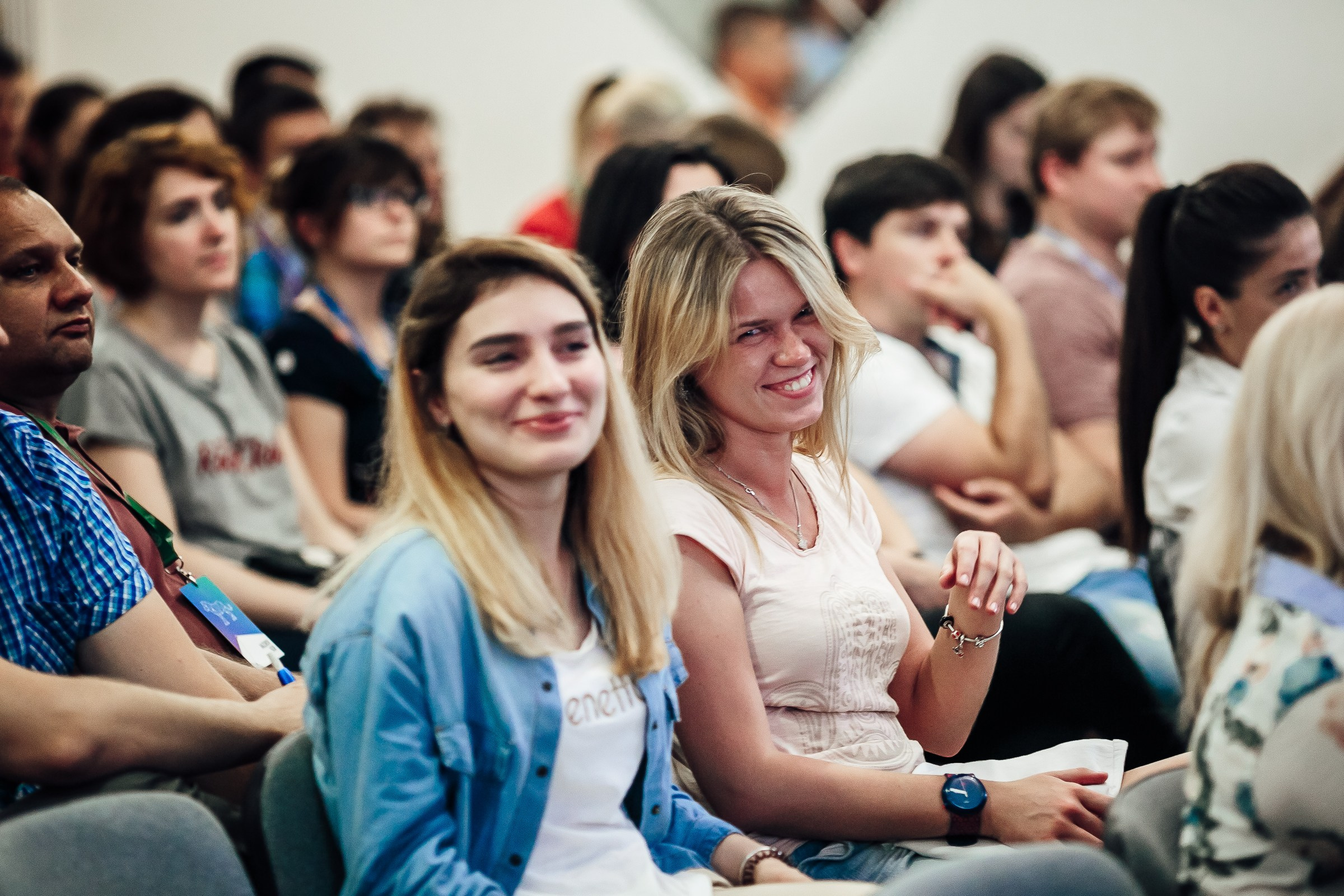 Фоторепортаж конференції. Тарас Бовт. Фотограф Львів. Портрети та репортаж з подій