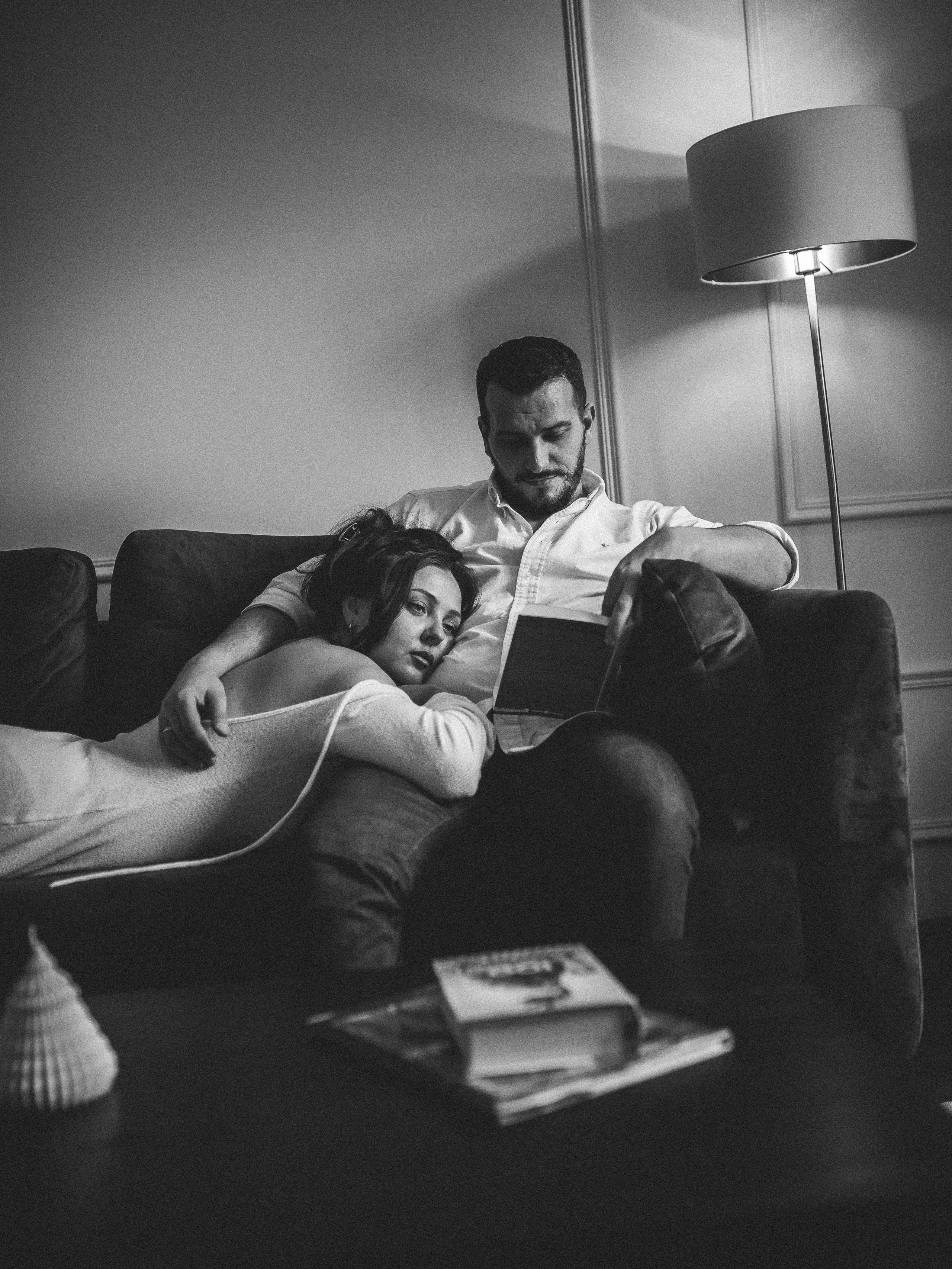 Фотосесія для двох вдома. Тарас Бовт. Фотограф Львів. Портрети та репортаж з подій