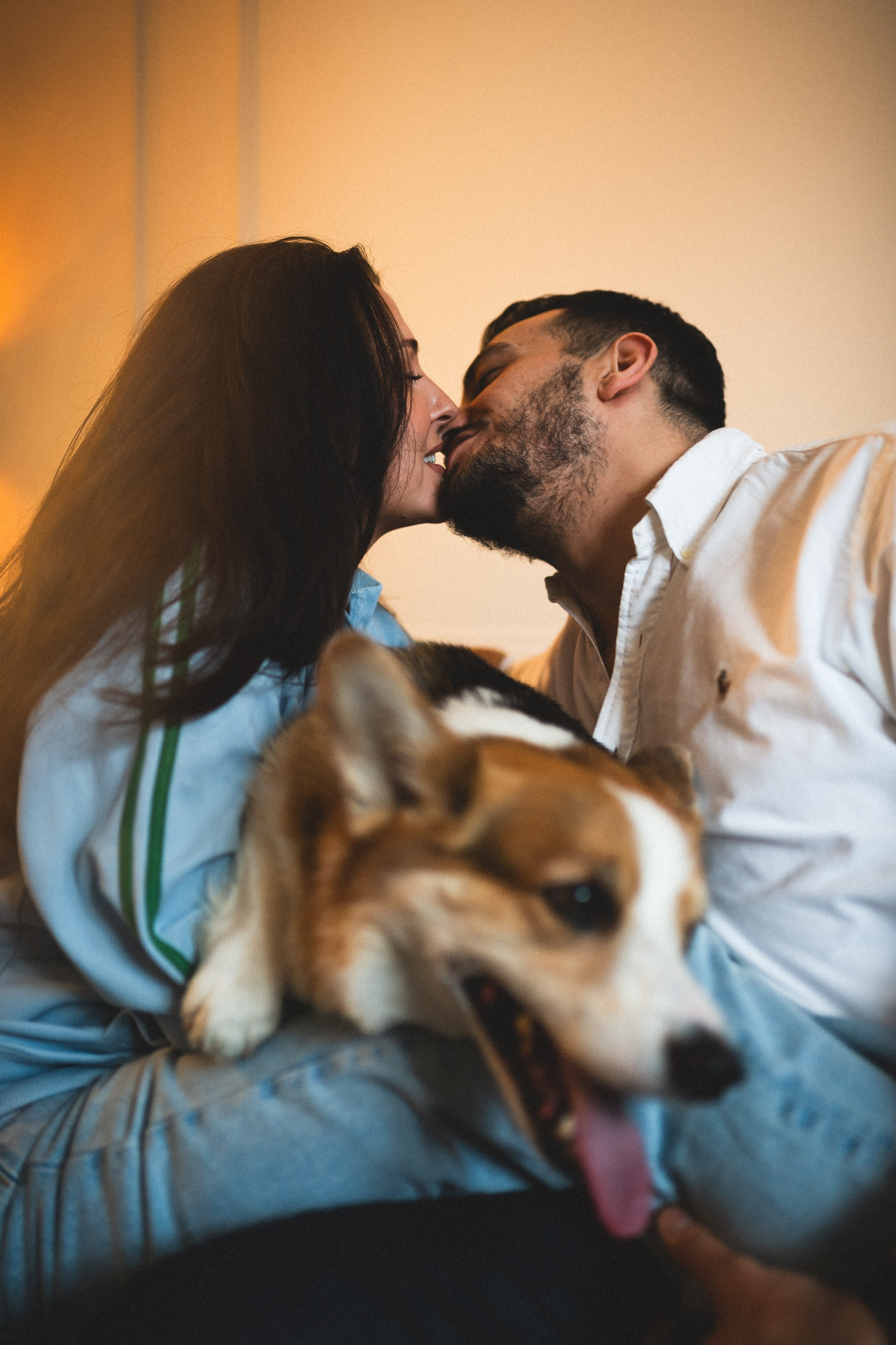 Фотосесія для двох вдома. Тарас Бовт. Фотограф Львів. Портрети та репортаж з подій