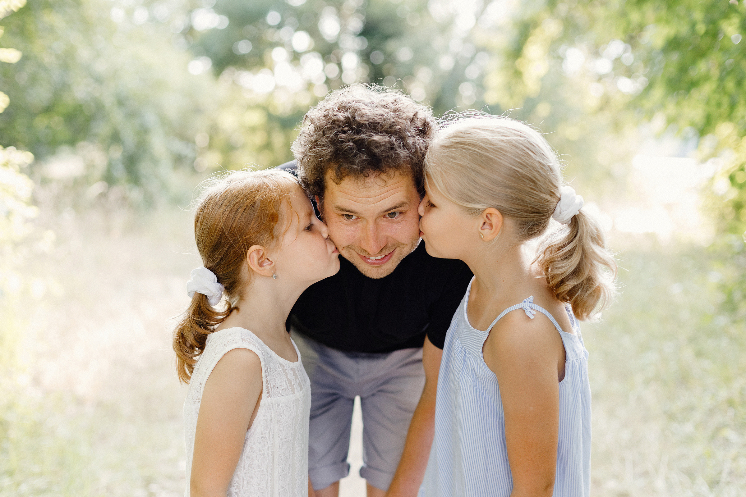 Rodina Scepkova, Slovensko. Photographer Calgary