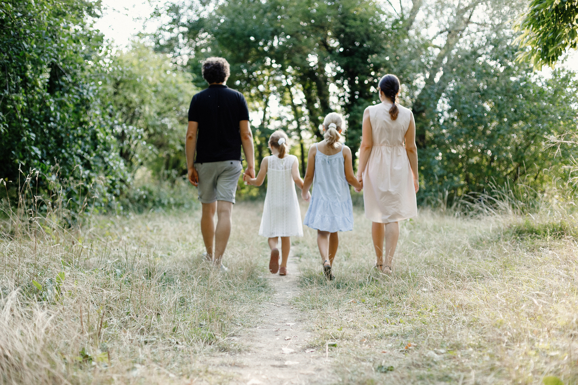 Rodina Scepkova, Slovensko. Photographer Calgary