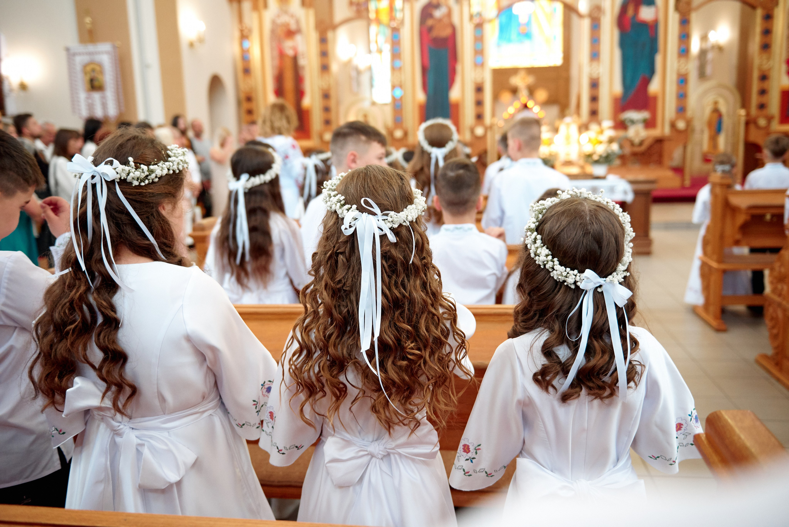 Храм Матері Божої Неустанної Помочі (біля літака). Фотограф новонароджених діток та їх сімей в Тернополі
