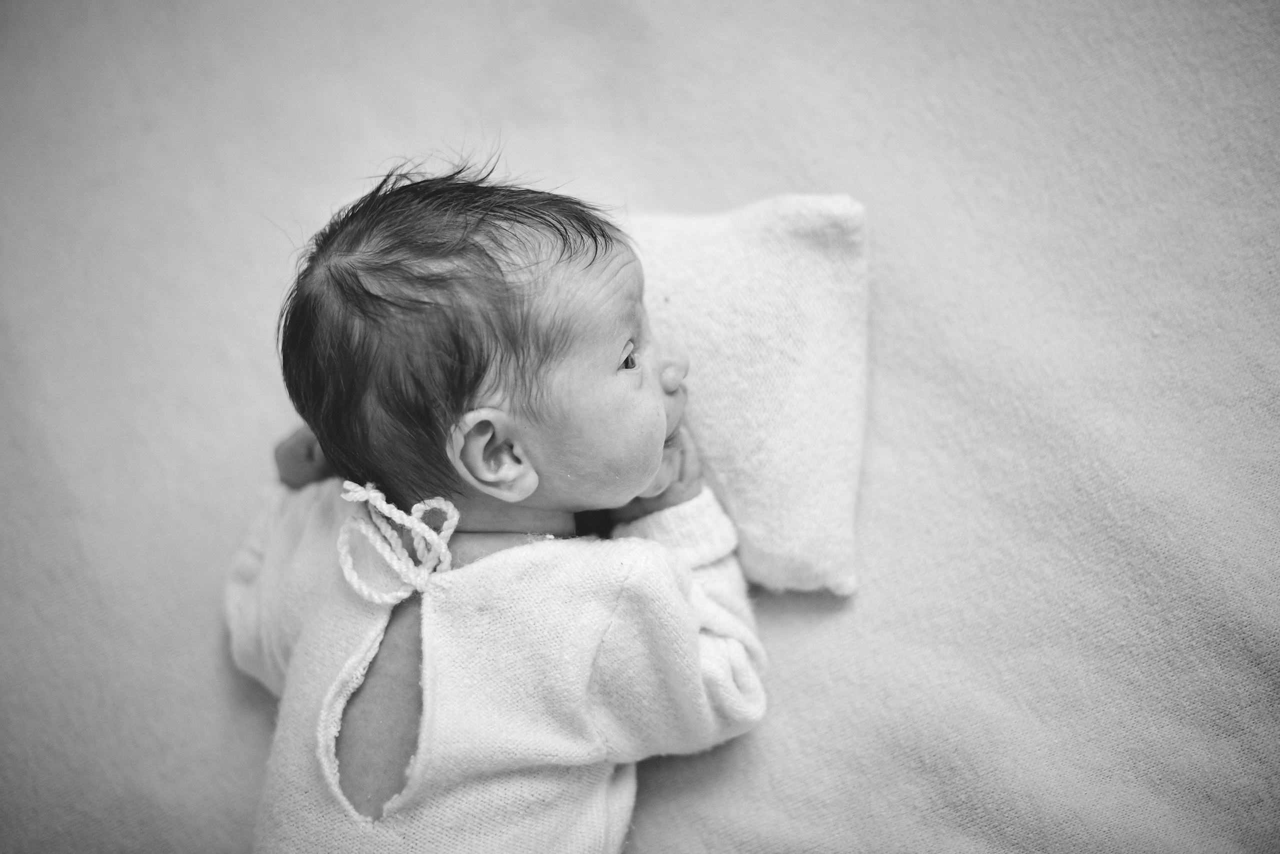 Таня Софія Віктор і Лєра. Фотограф новонароджених діток та їх сімей в Тернополі