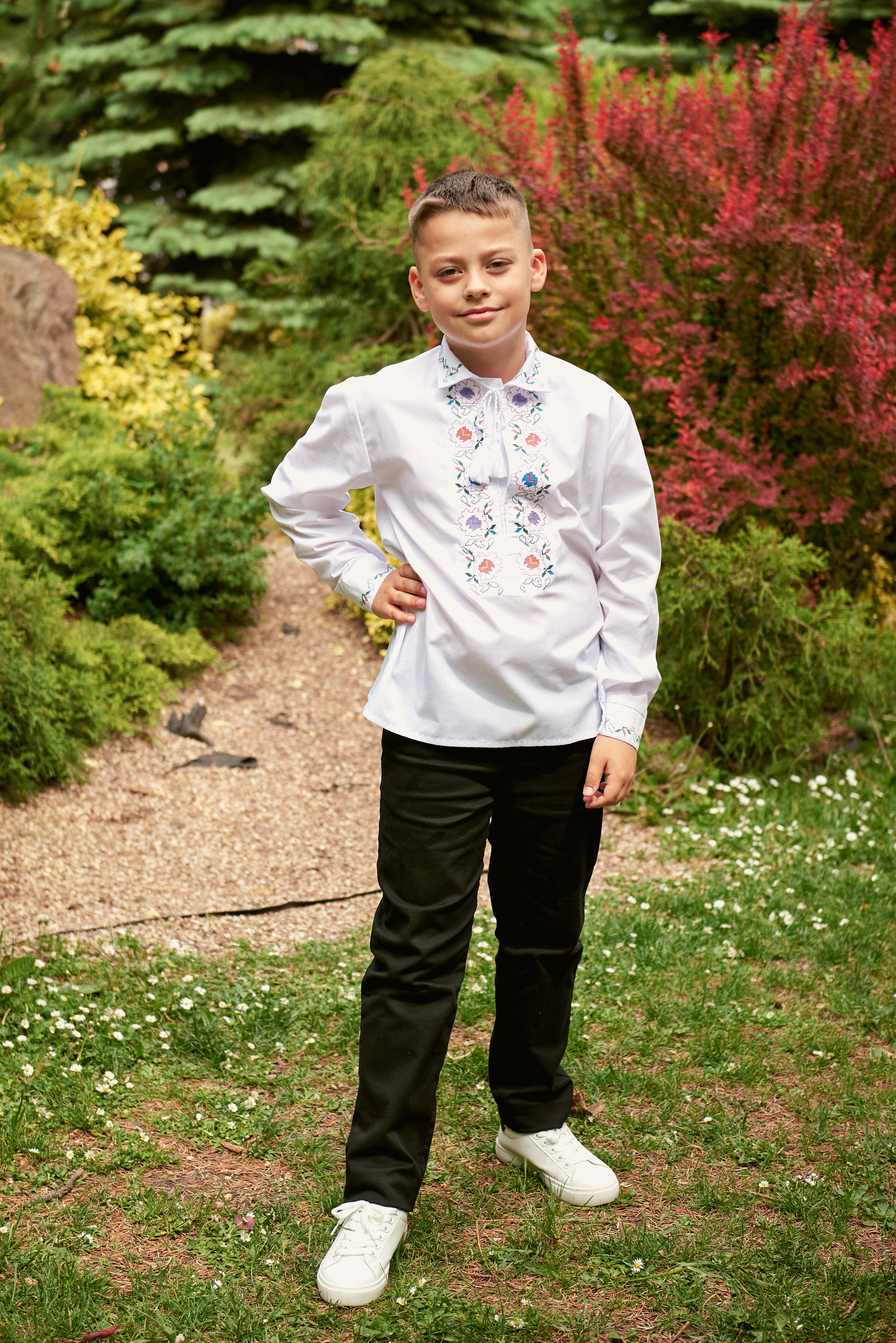 Храм Матері Божої Неустанної Помочі (біля літака). Фотограф новонароджених діток та їх сімей в Тернополі