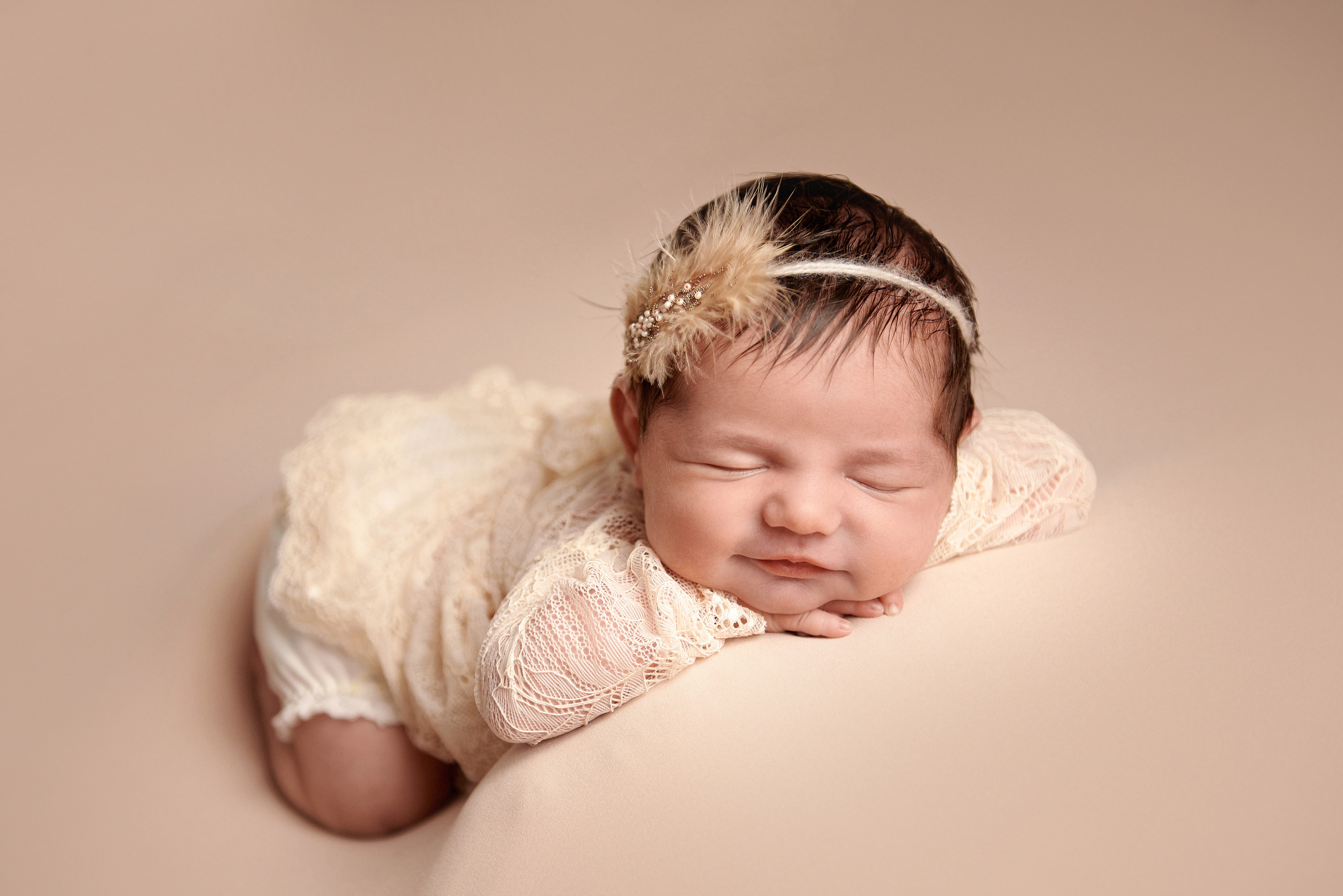 Newborn. Фотограф новонароджених діток та їх сімей в Тернополі