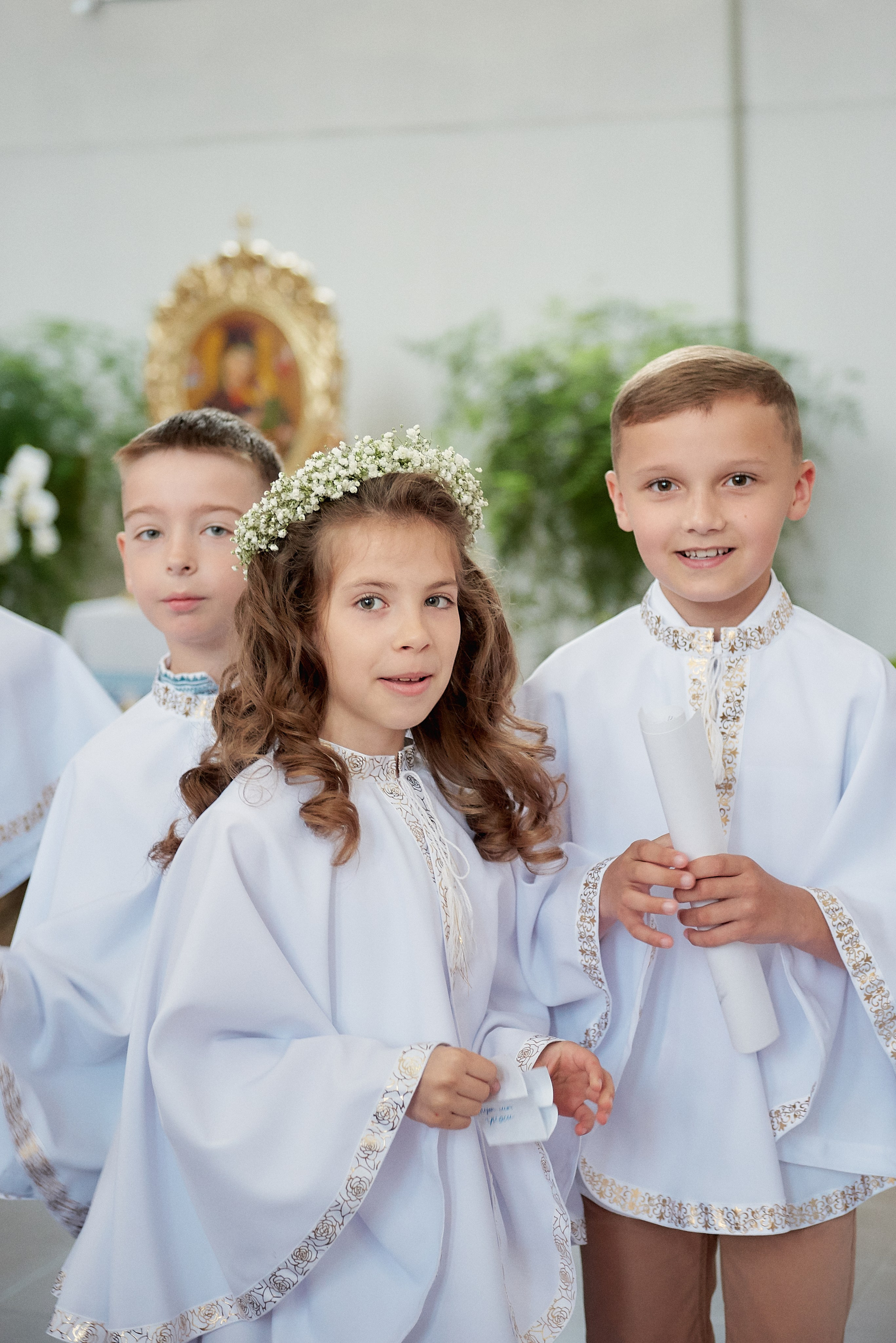 Причастя. Фотограф новонароджених діток та їх сімей в Тернополі