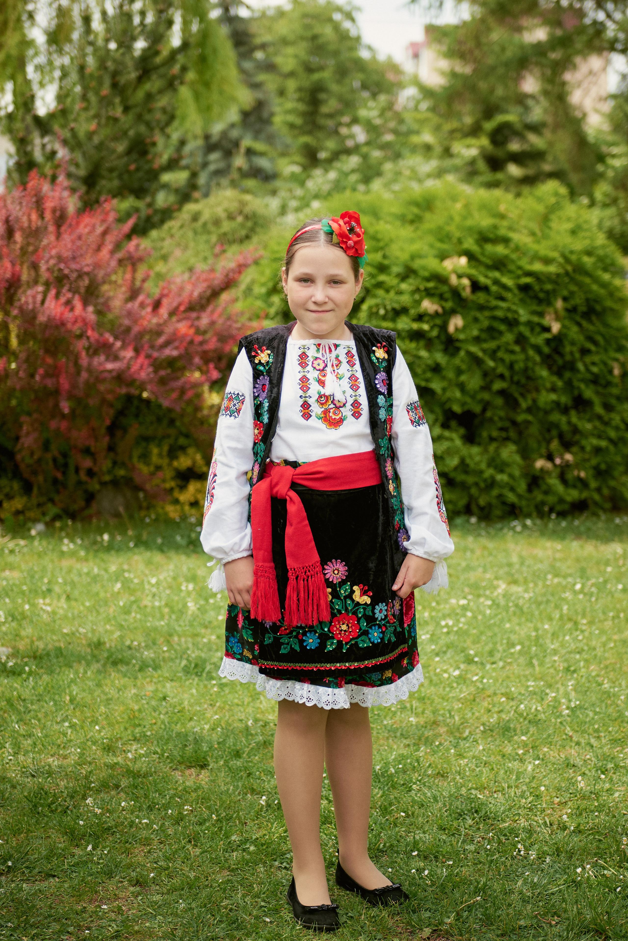 Храм Матері Божої Неустанної Помочі (біля літака). Фотограф новонароджених діток та їх сімей в Тернополі