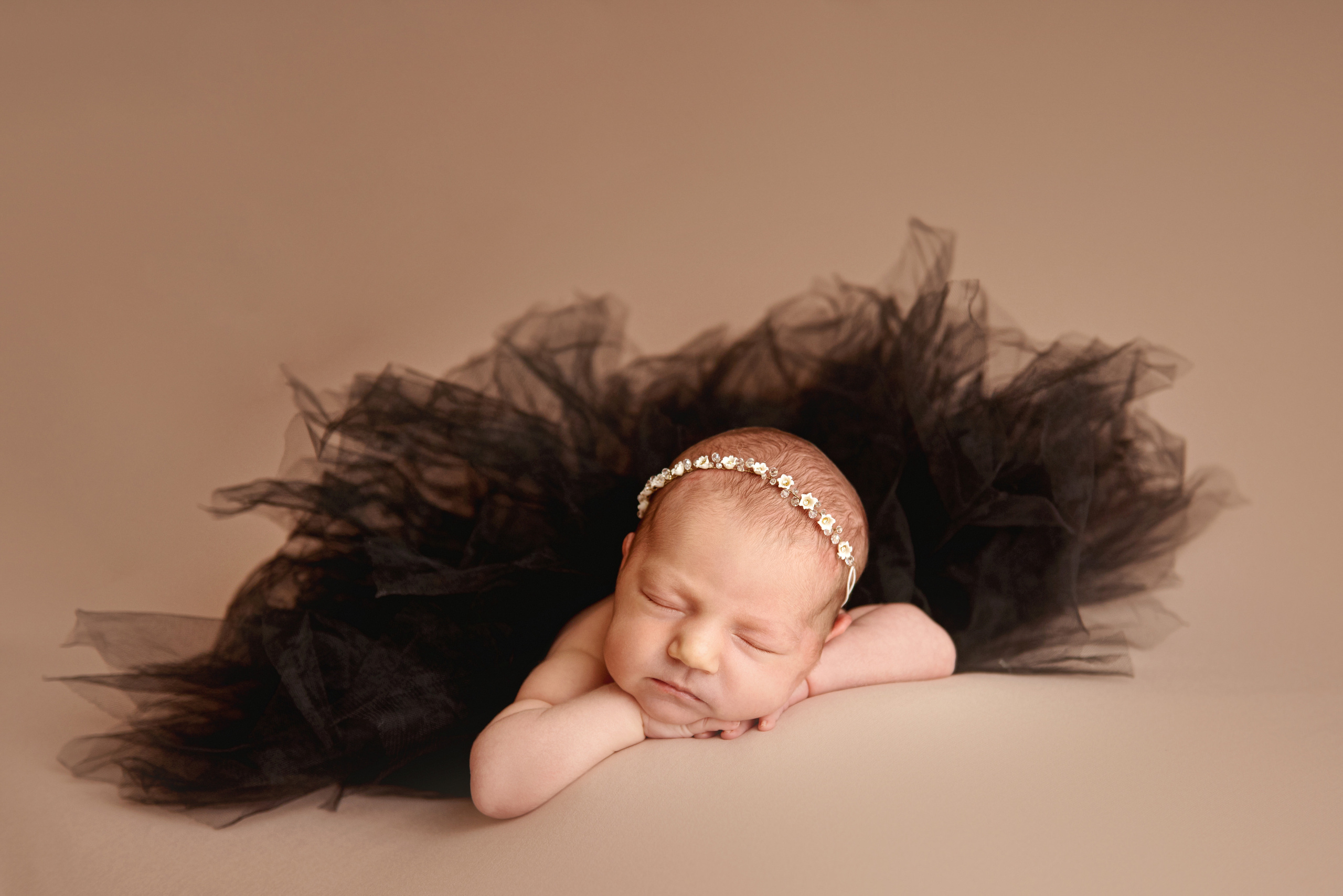 Newborn. Фотограф новонароджених діток та їх сімей в Тернополі