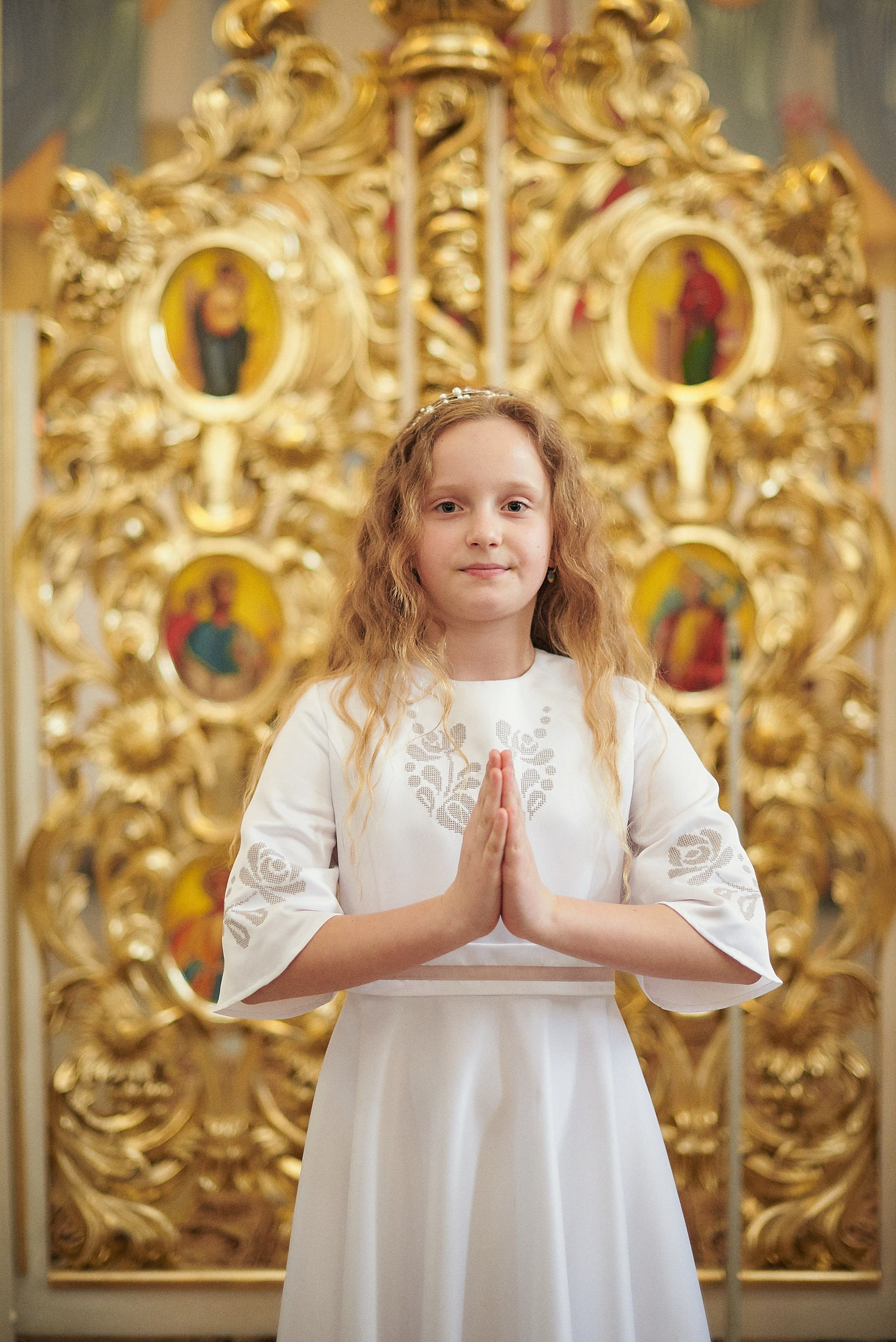 Церква Івана Богуслова. Фотограф новонароджених діток та їх сімей в Тернополі