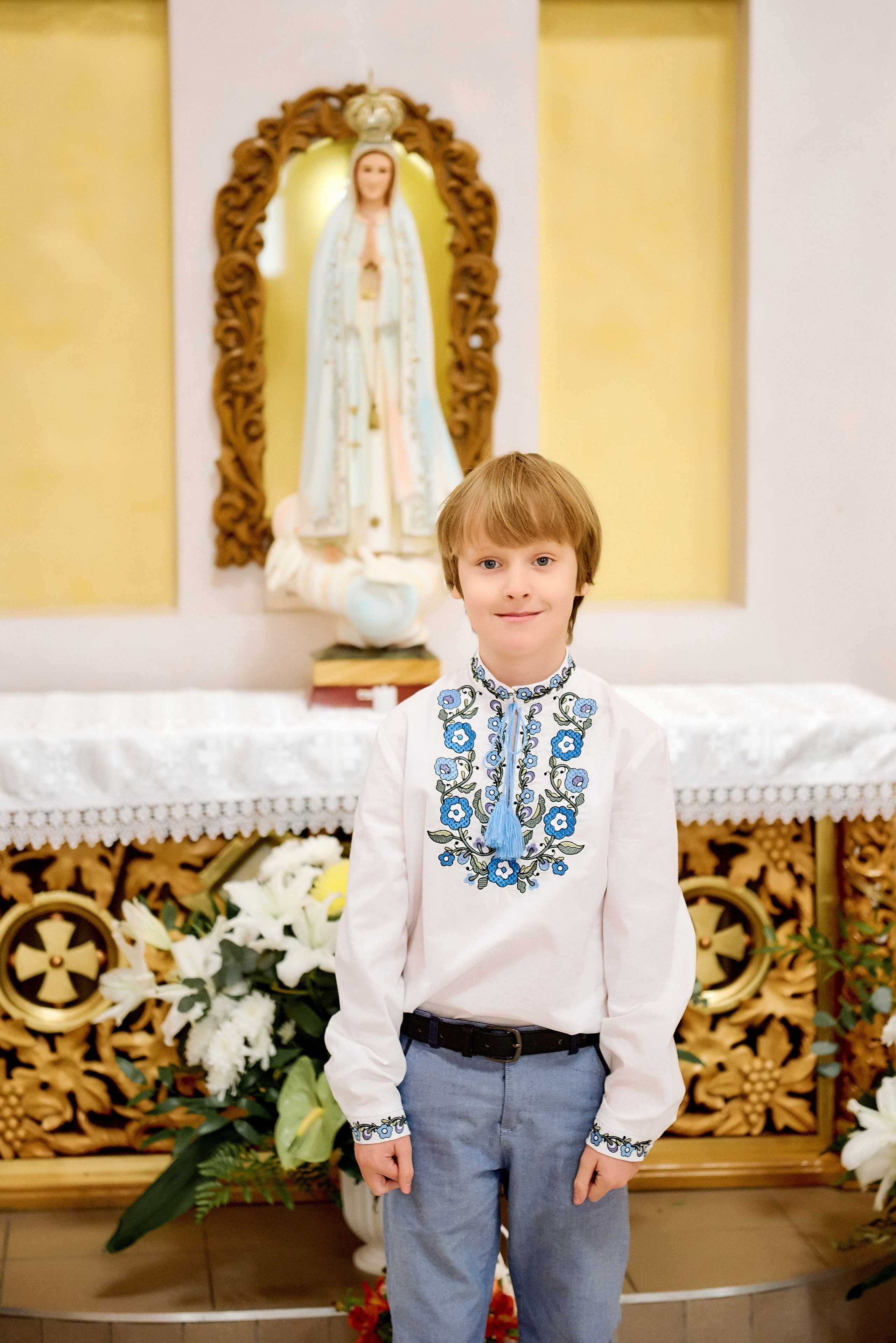 Церква святого апостола Петра. Фотограф новонароджених діток та їх сімей в Тернополі