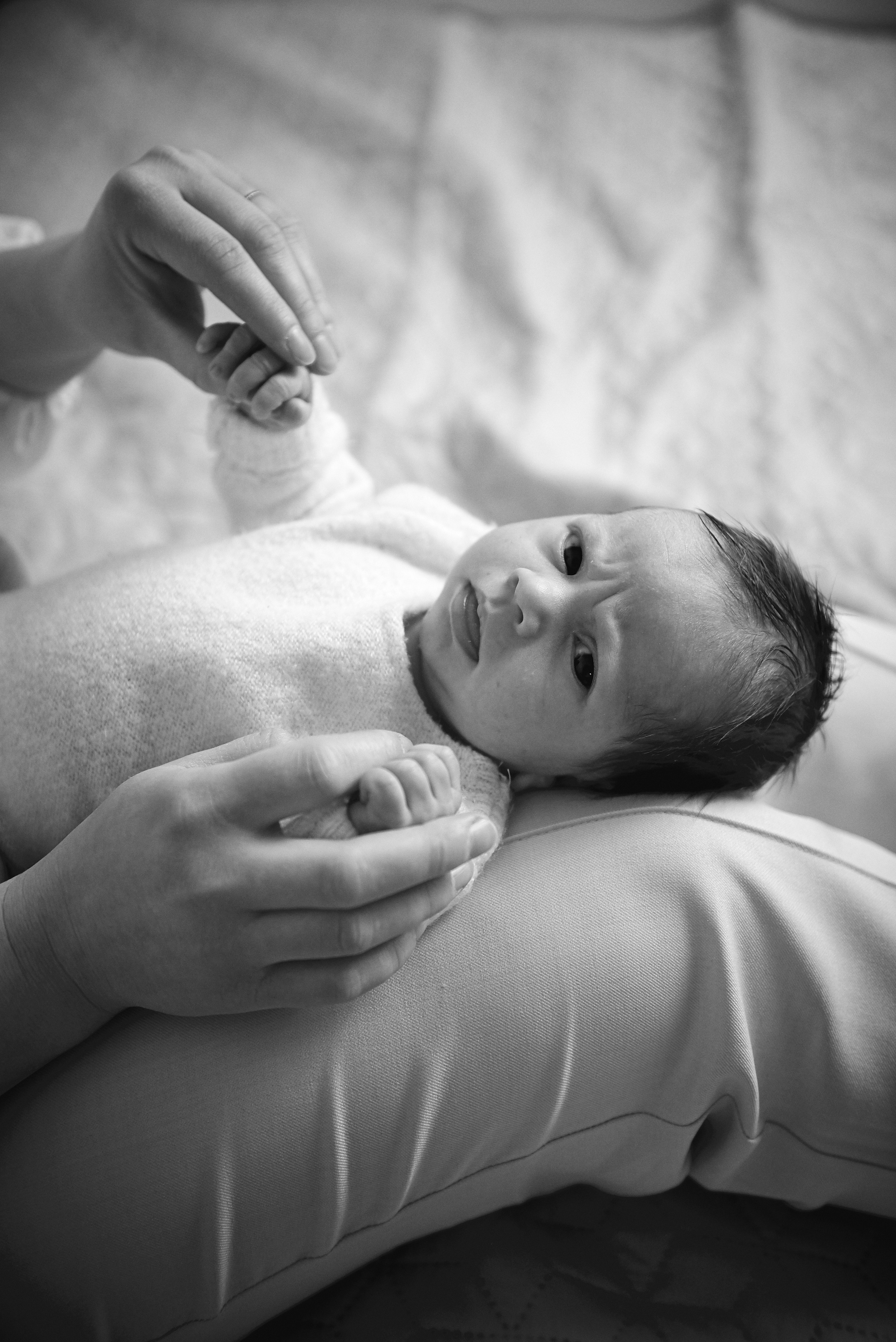 Таня Софія Віктор і Лєра. Фотограф новонароджених діток та їх сімей в Тернополі