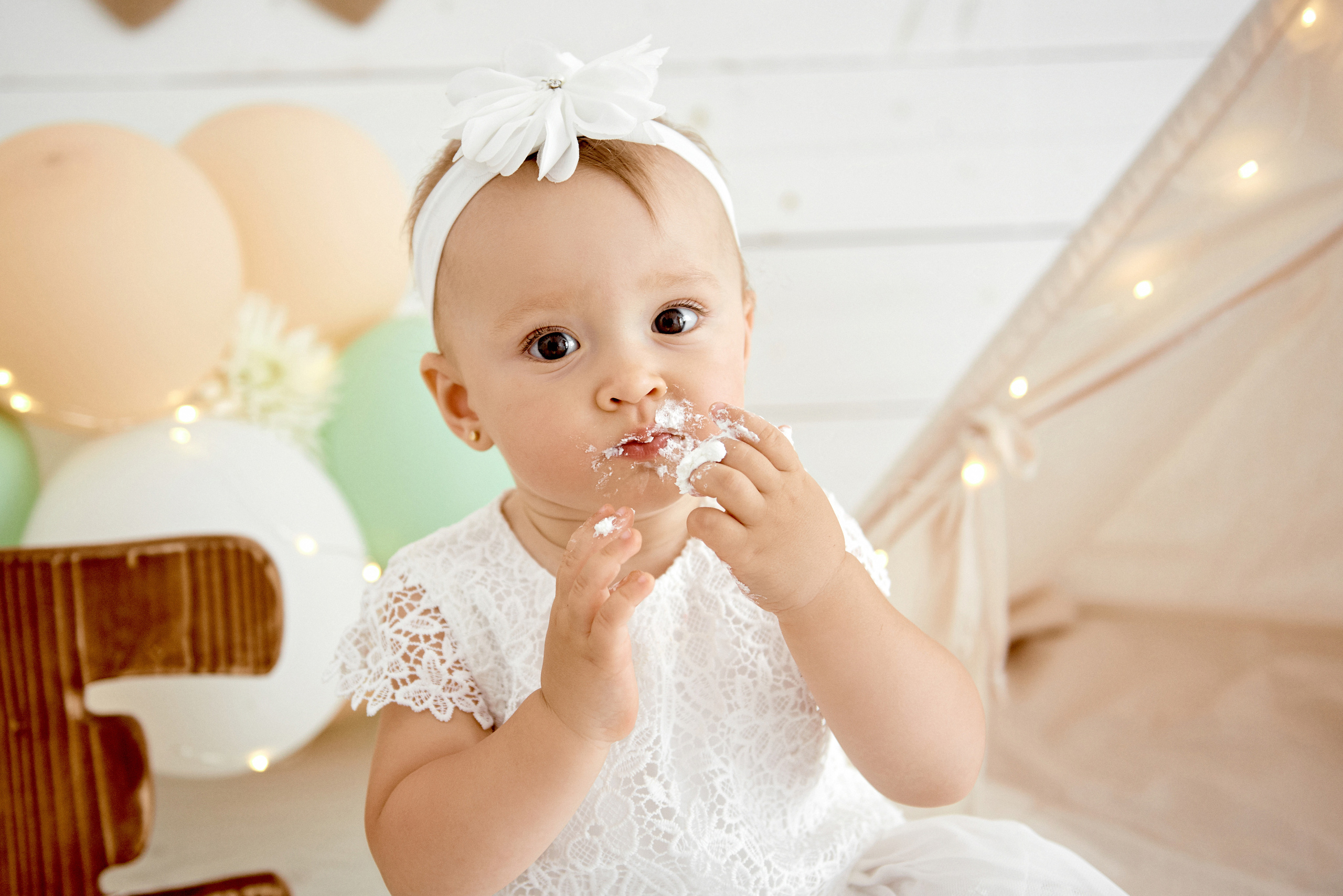 Емілі. Фотограф новонароджених діток та їх сімей в Тернополі