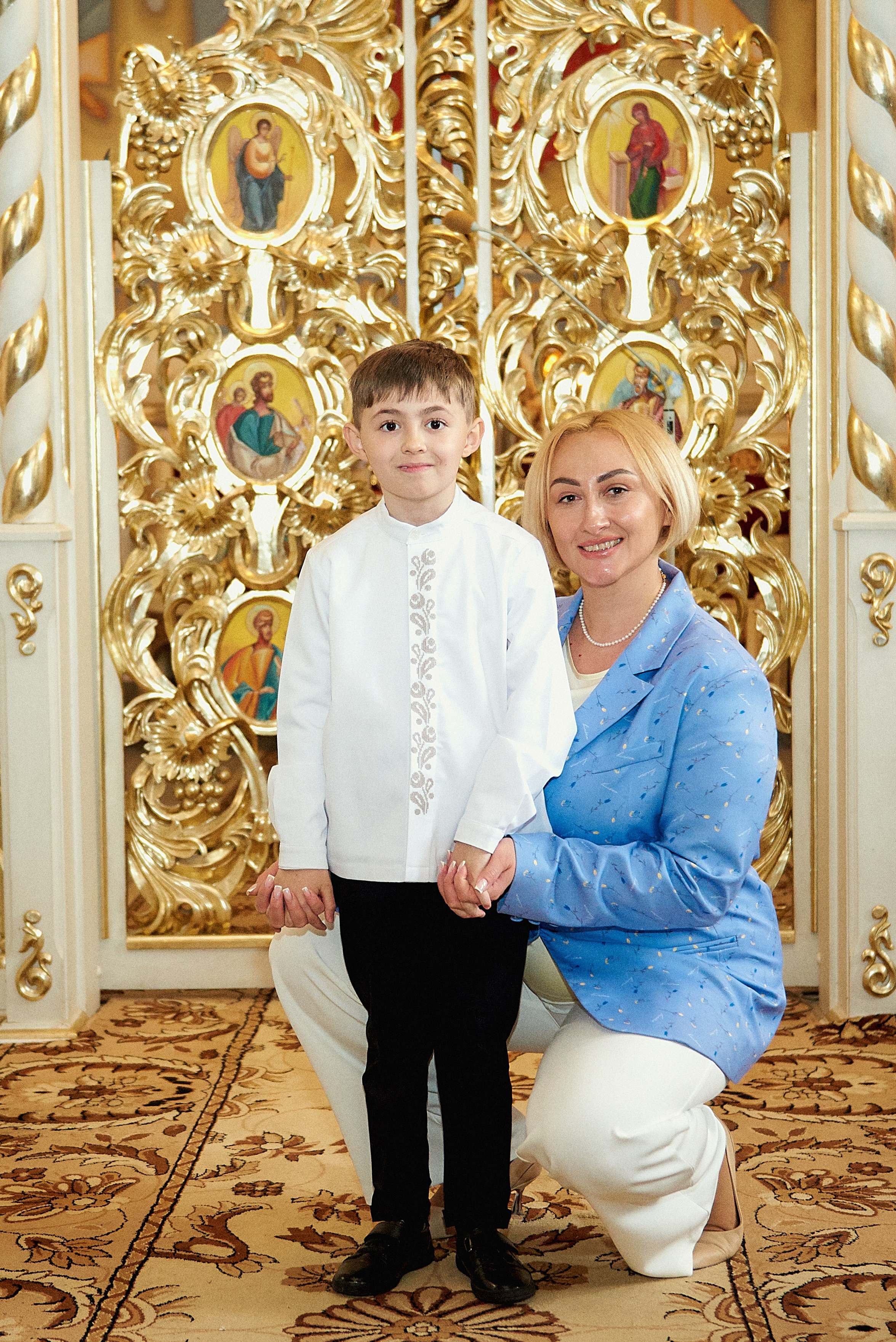 Церква Івана Богуслова. Фотограф новонароджених діток та їх сімей в Тернополі