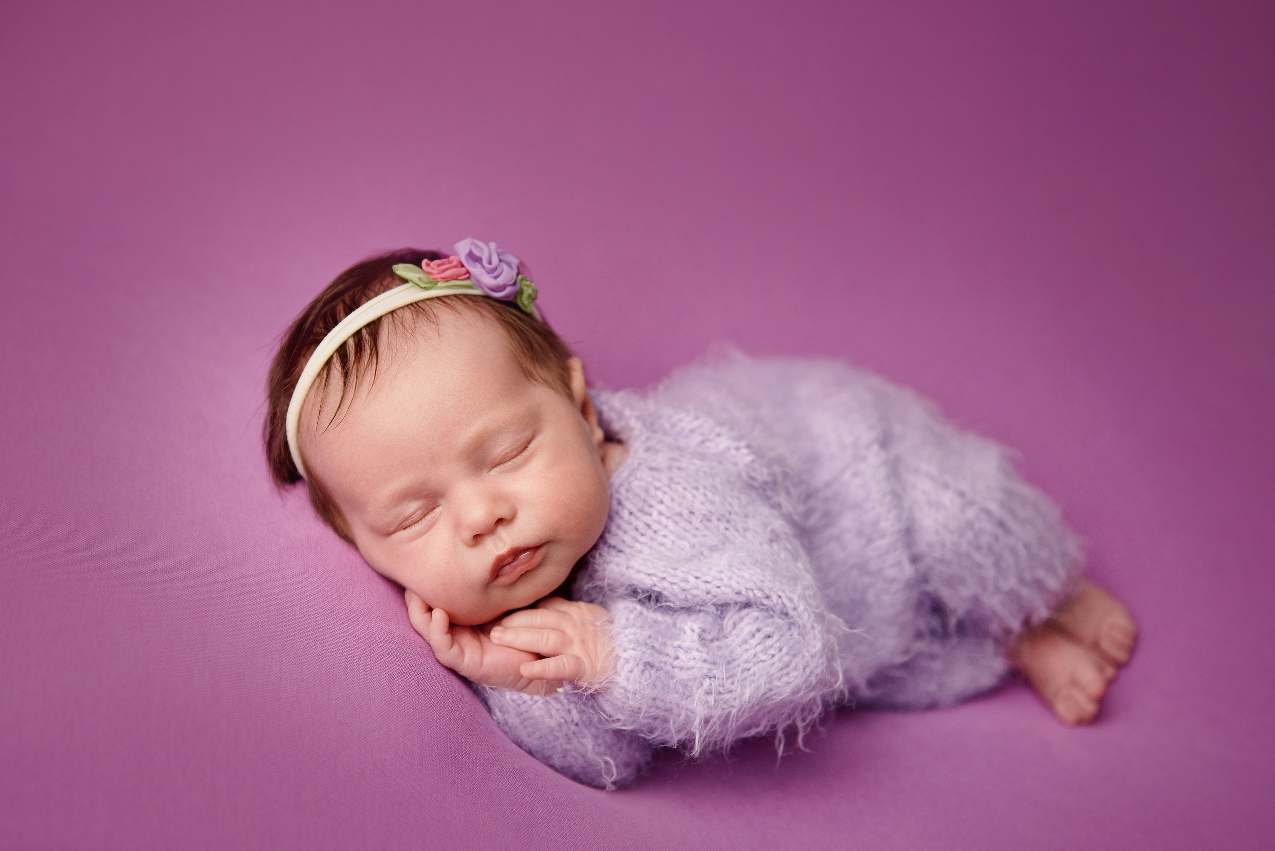 Newborn. Фотограф новонароджених діток та їх сімей в Тернополі