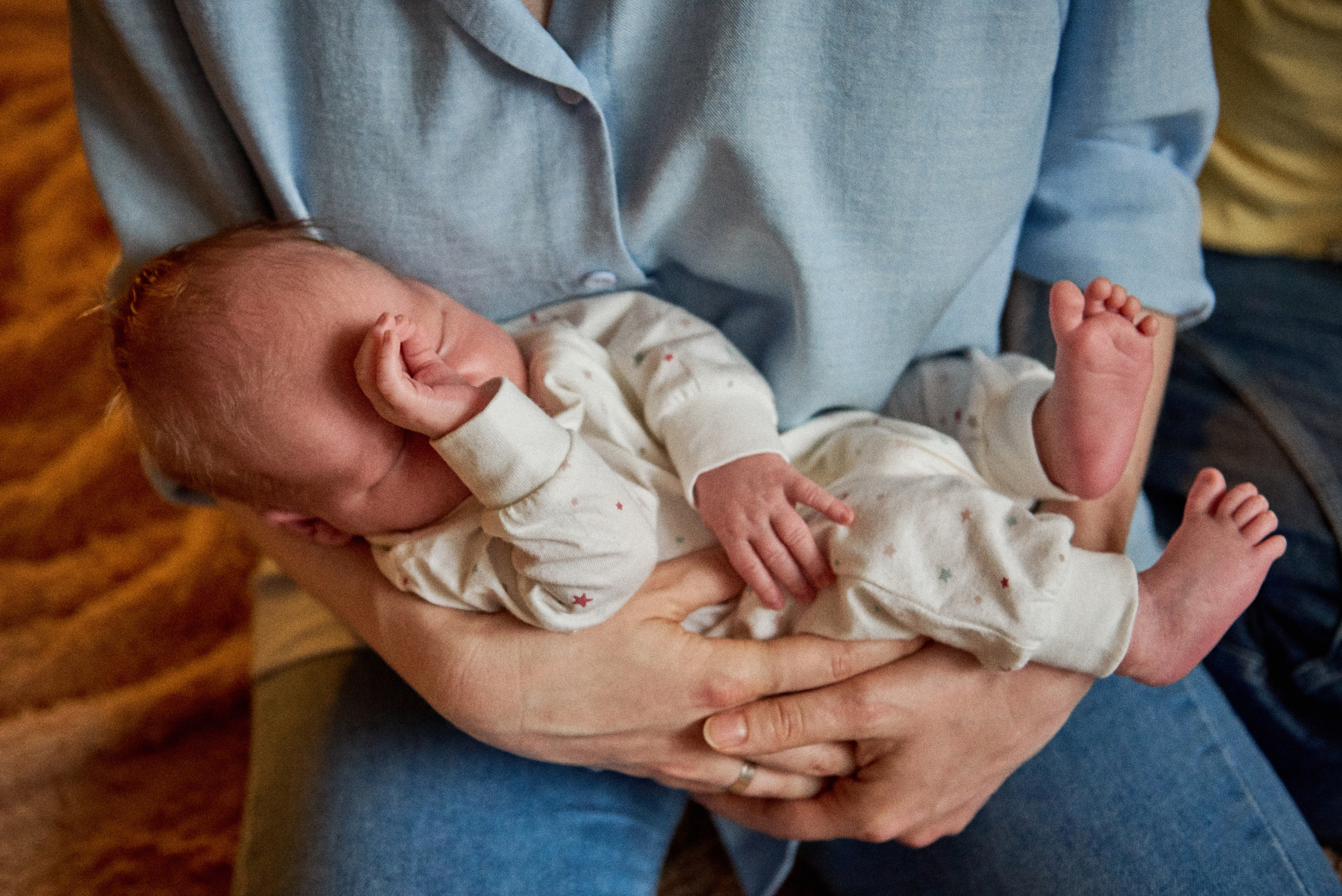 Аня Володя і Назар. Фотограф новонароджених діток та їх сімей в Тернополі