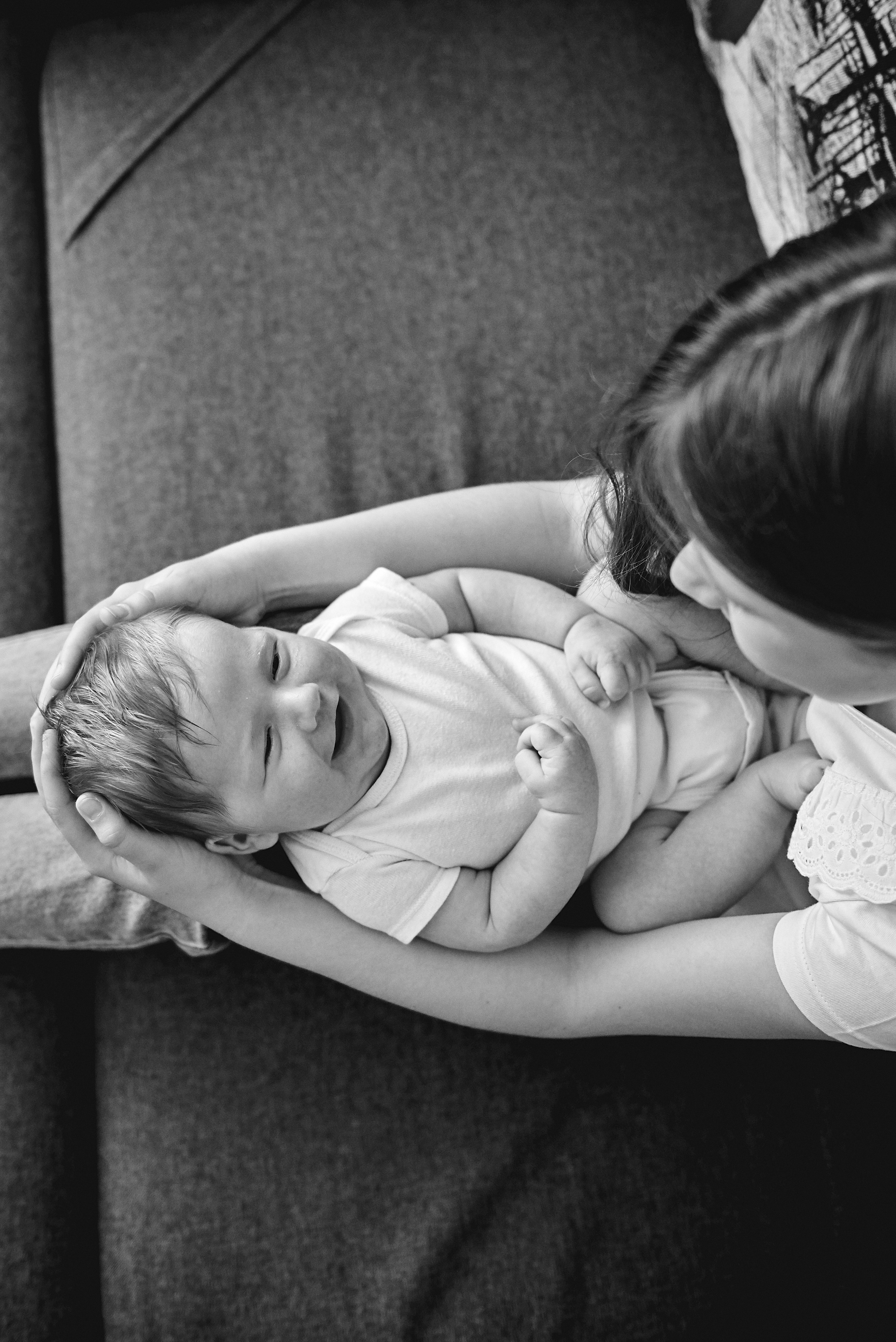 Таня Віталій Давид і Ніка. Фотограф новонароджених діток та їх сімей в Тернополі