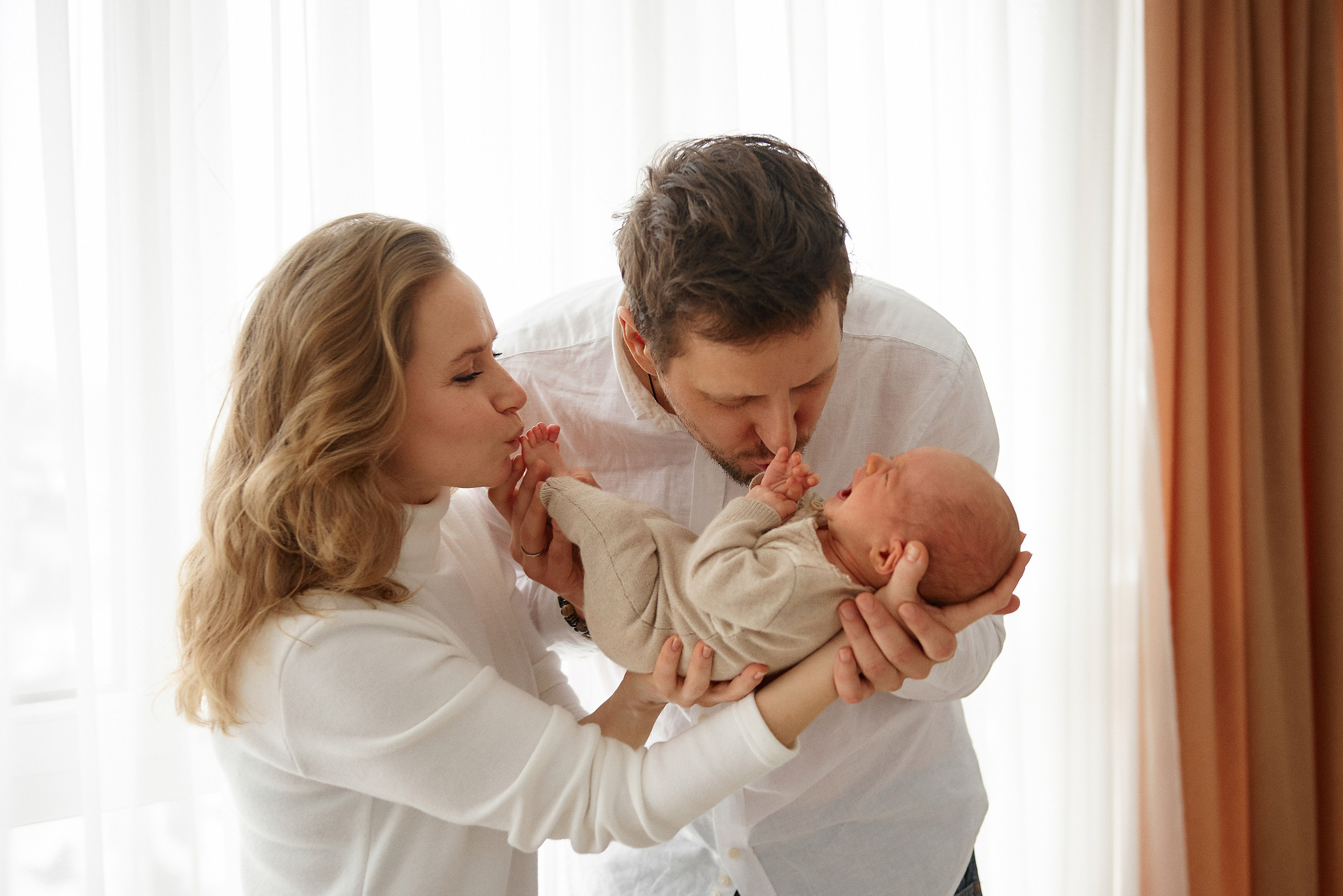 Дамір 7 тижнів. Фотограф новонароджених діток та їх сімей в Тернополі