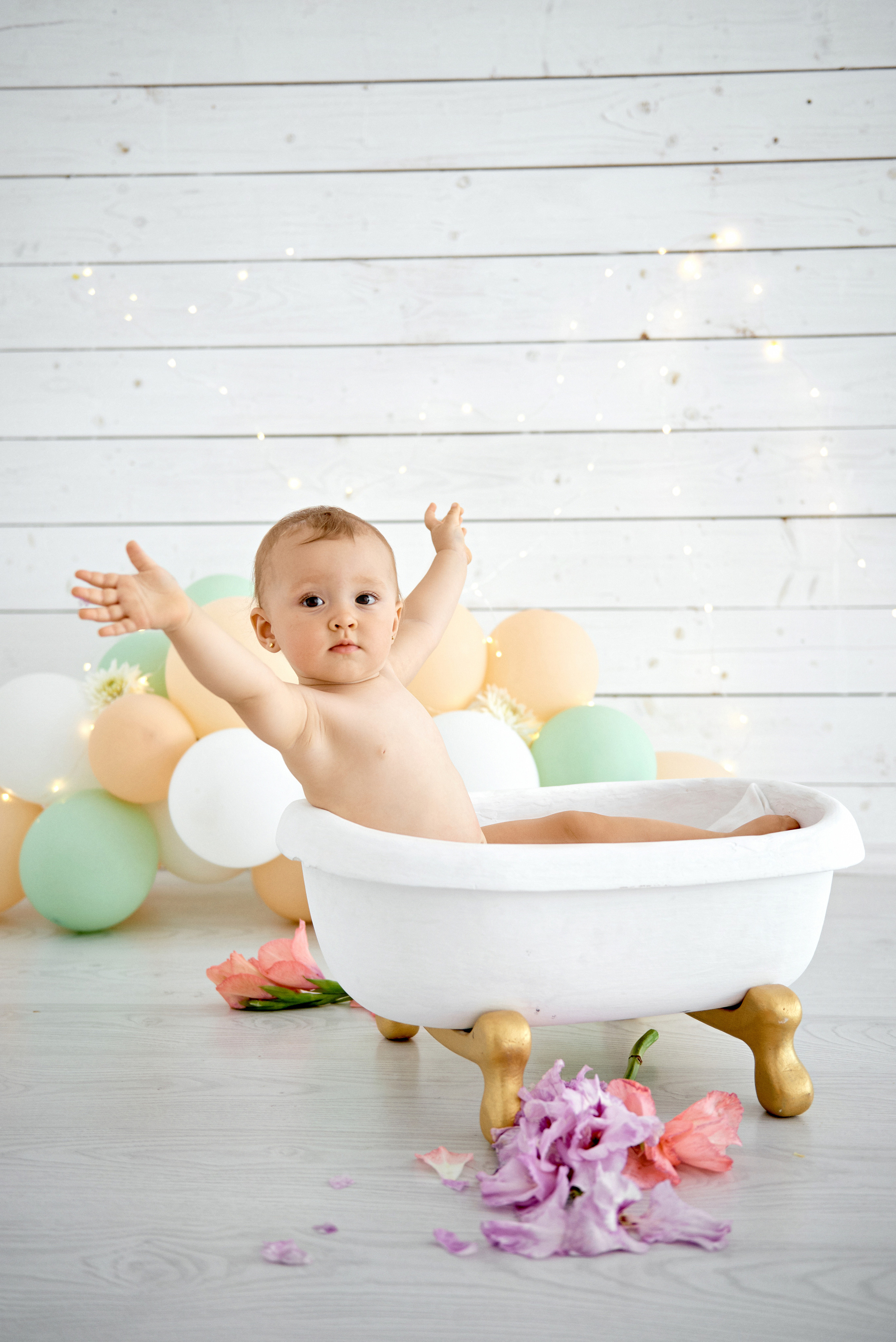 Емілі. Фотограф новонароджених діток та їх сімей в Тернополі