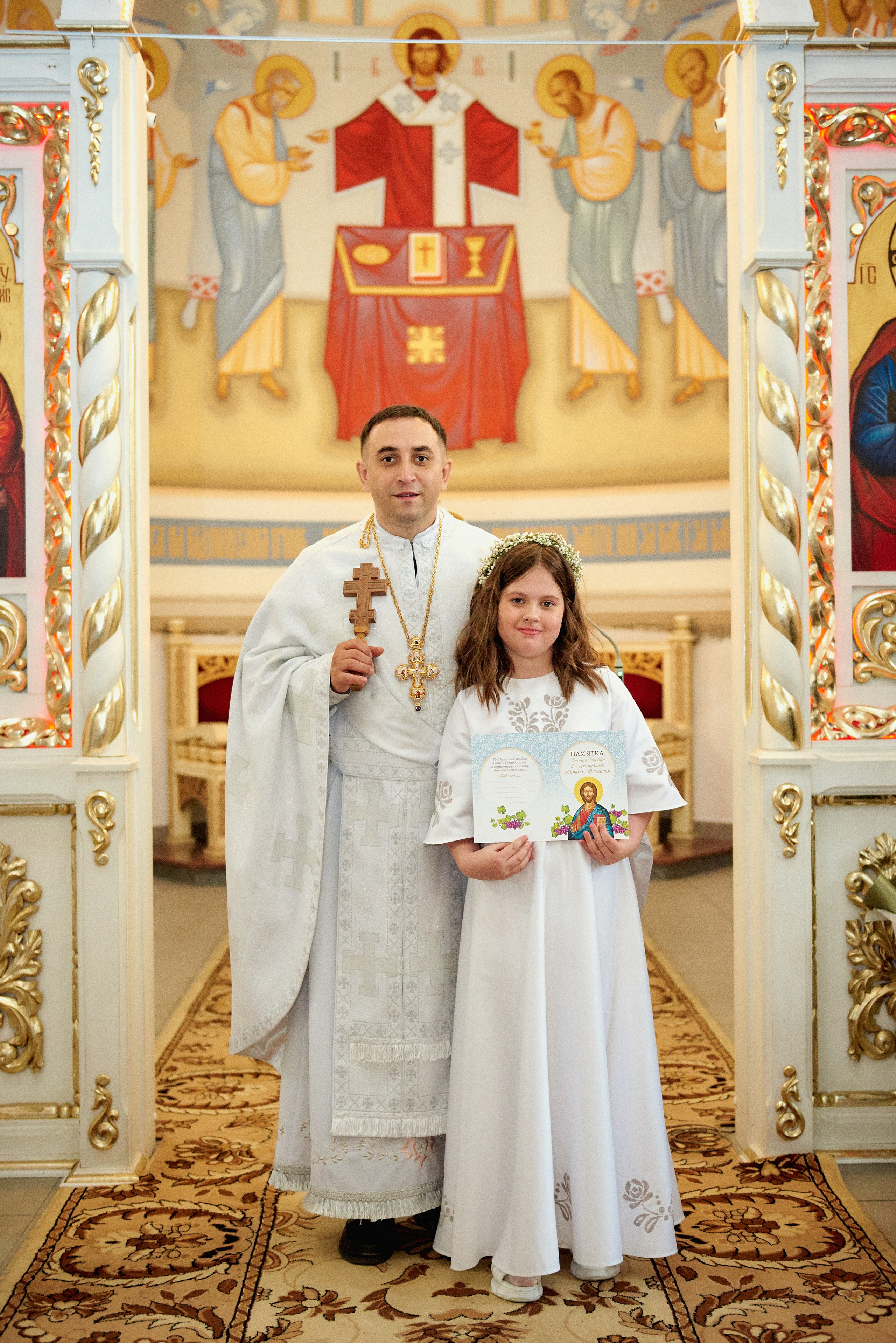 Церква Івана Богуслова. Фотограф новонароджених діток та їх сімей в Тернополі