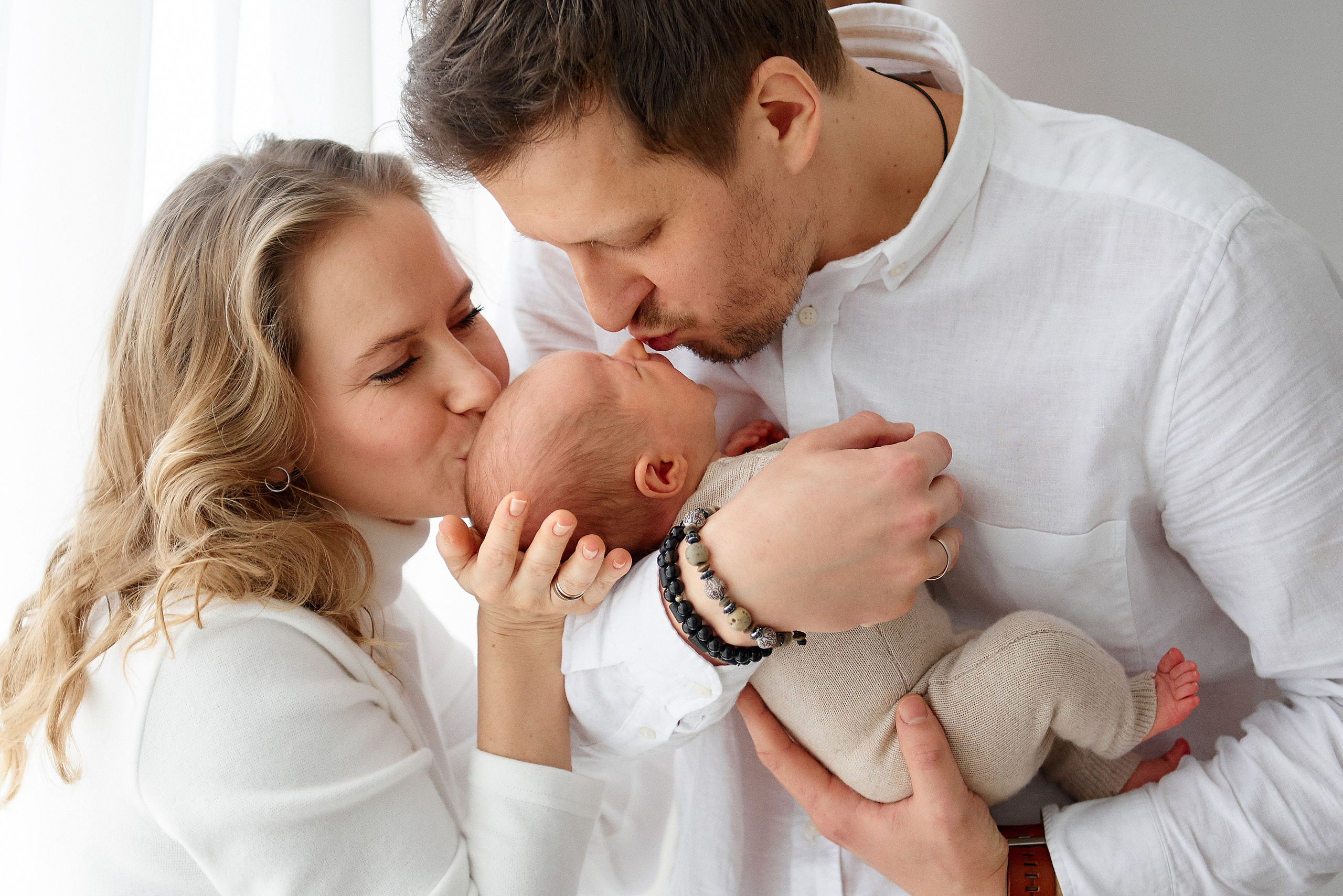 Дамір 7 тижнів. Фотограф новонароджених діток та їх сімей в Тернополі