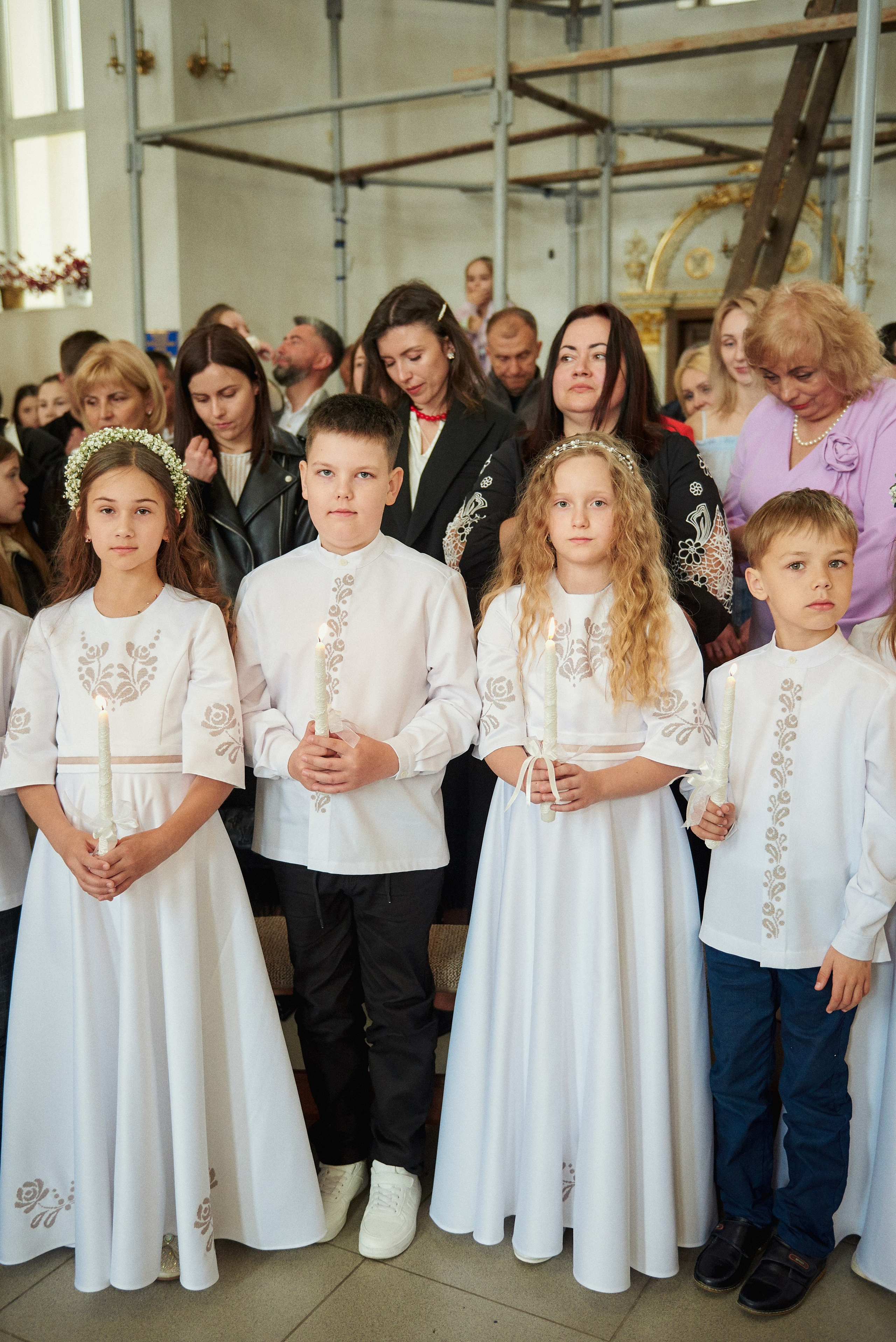 Церква Івана Богуслова. Фотограф новонароджених діток та їх сімей в Тернополі