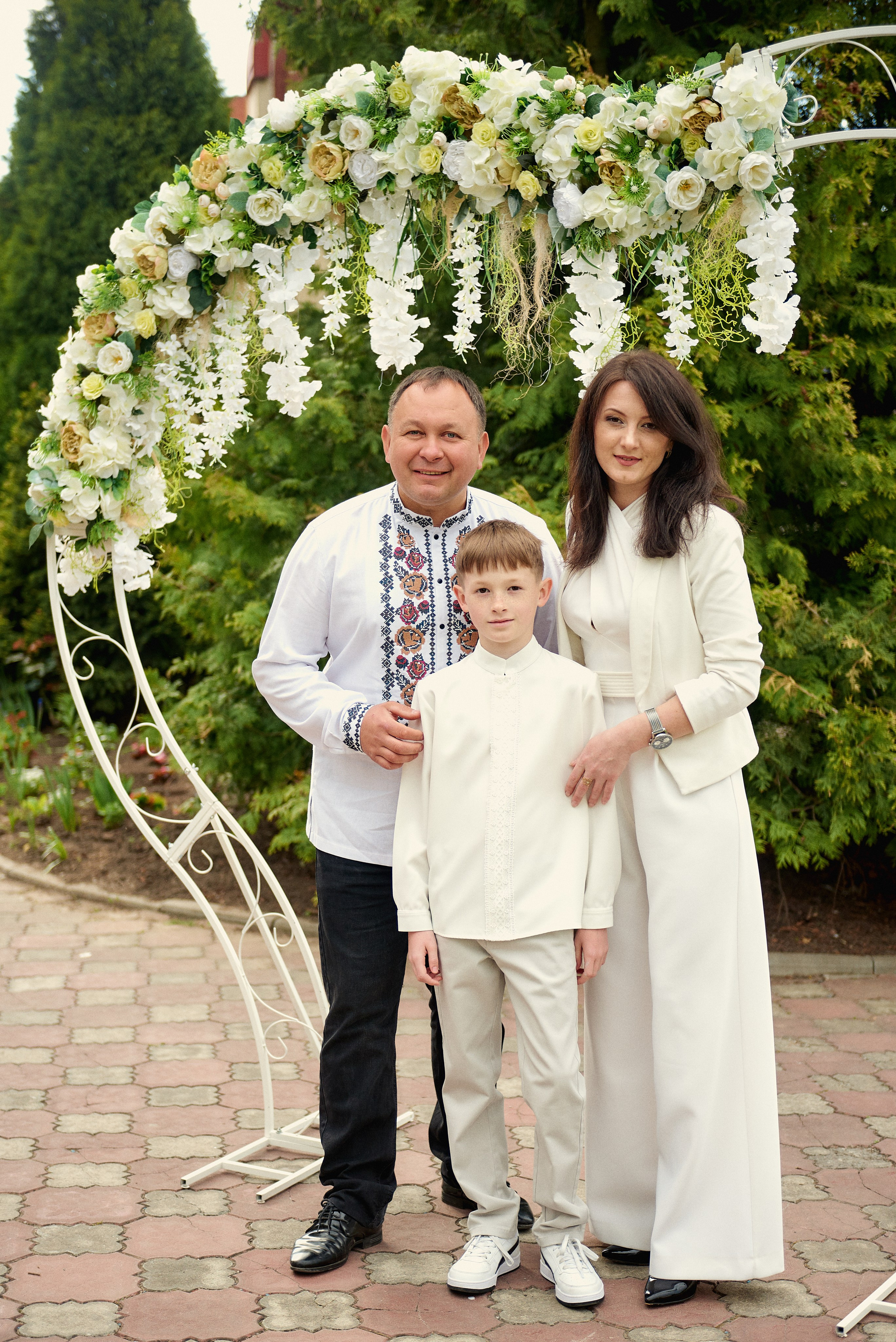 Церква св. Петра. Фотограф новонароджених діток та їх сімей в Тернополі
