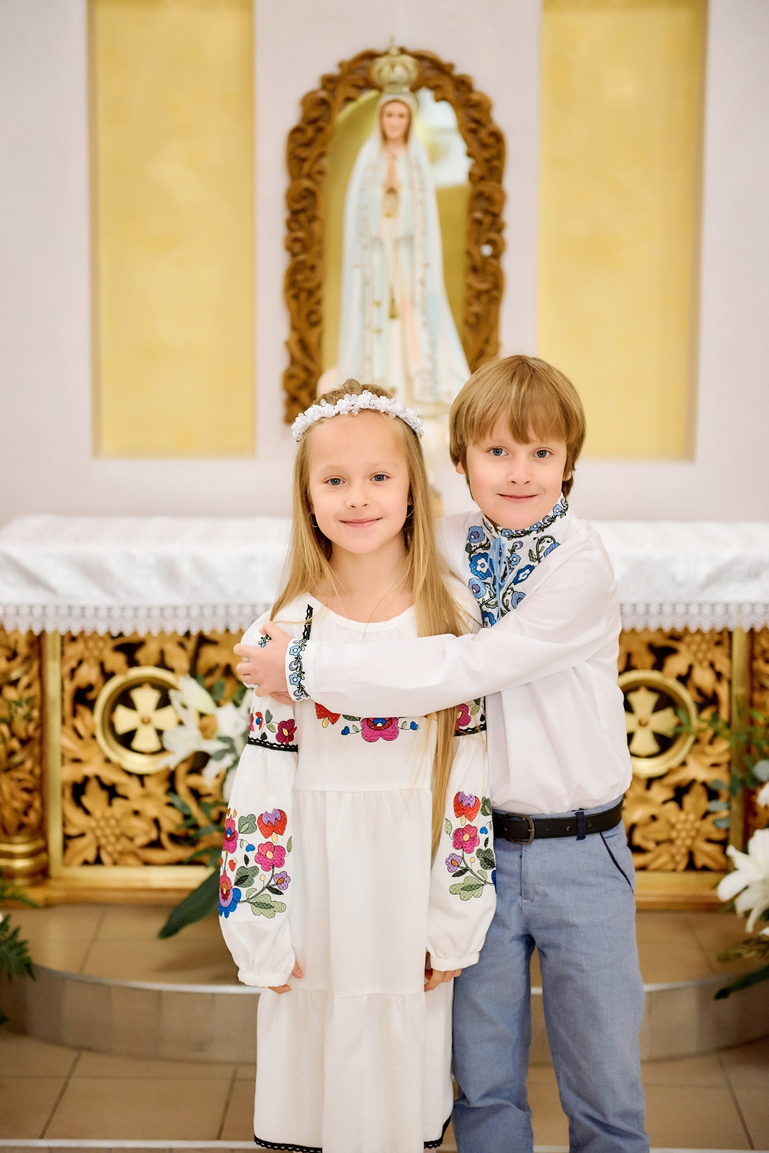 Церква святого апостола Петра. Фотограф новонароджених діток та їх сімей в Тернополі