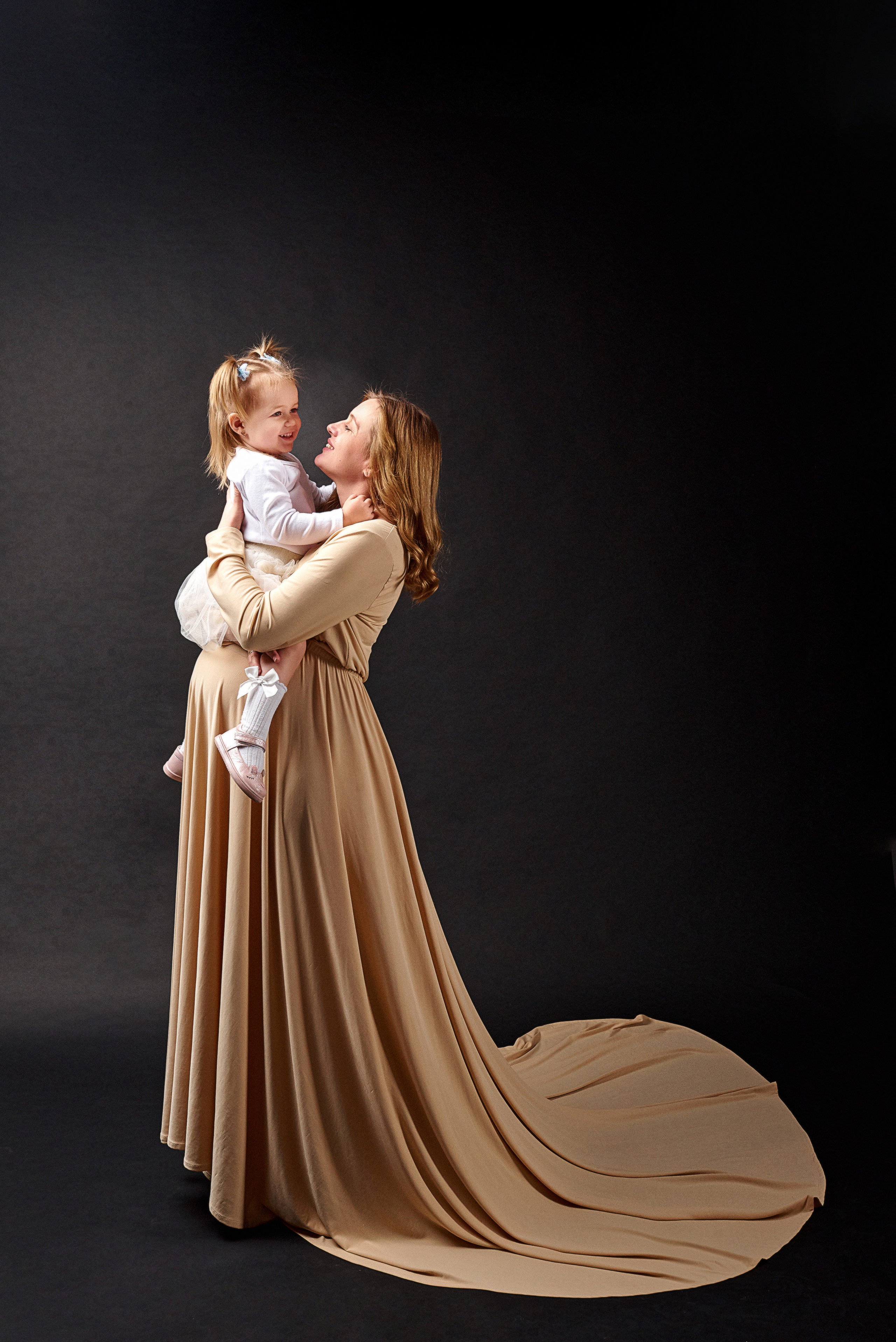 В очікуванні. Фотограф новонароджених діток та їх сімей в Тернополі