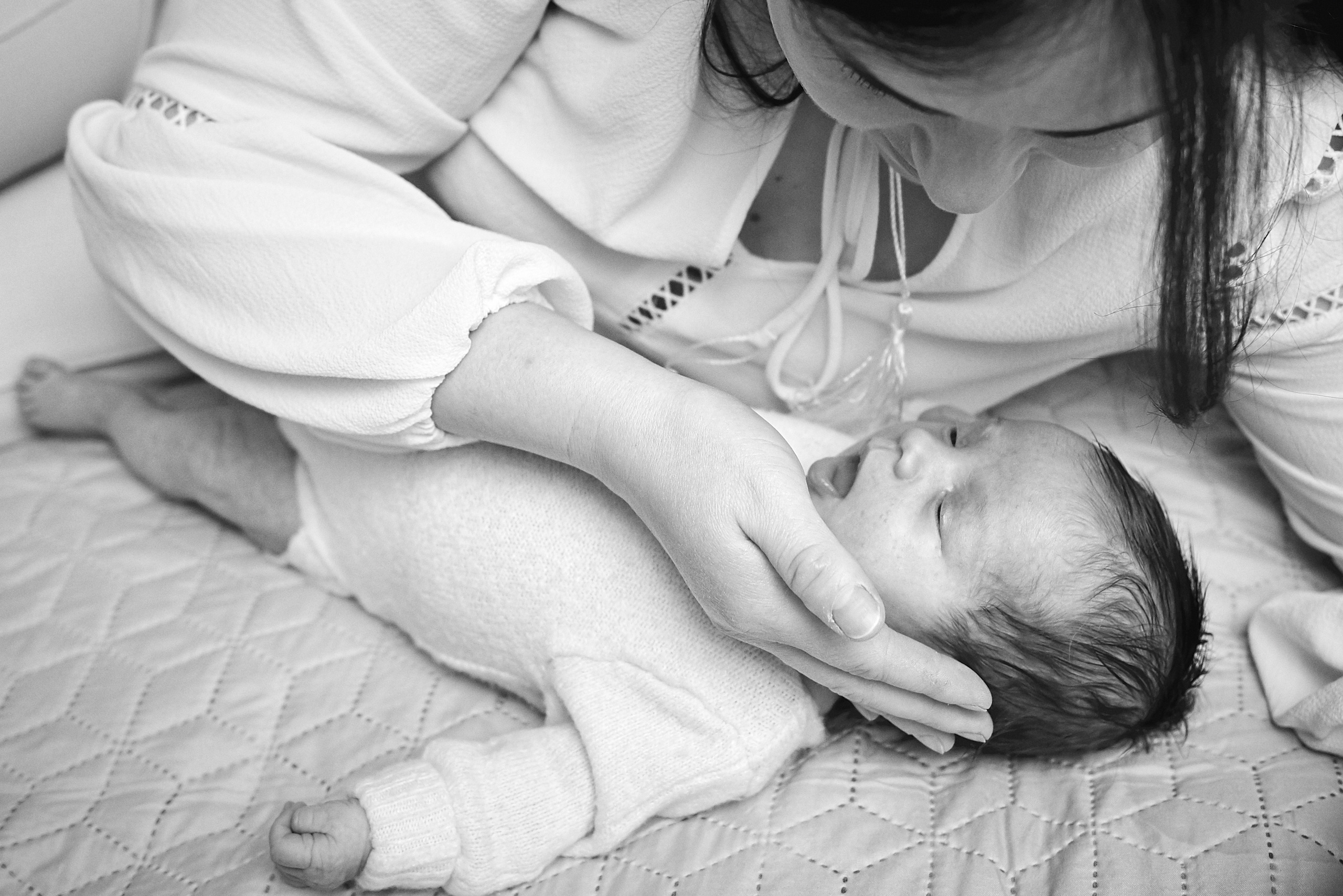 Таня Софія Віктор і Лєра. Фотограф новонароджених діток та їх сімей в Тернополі